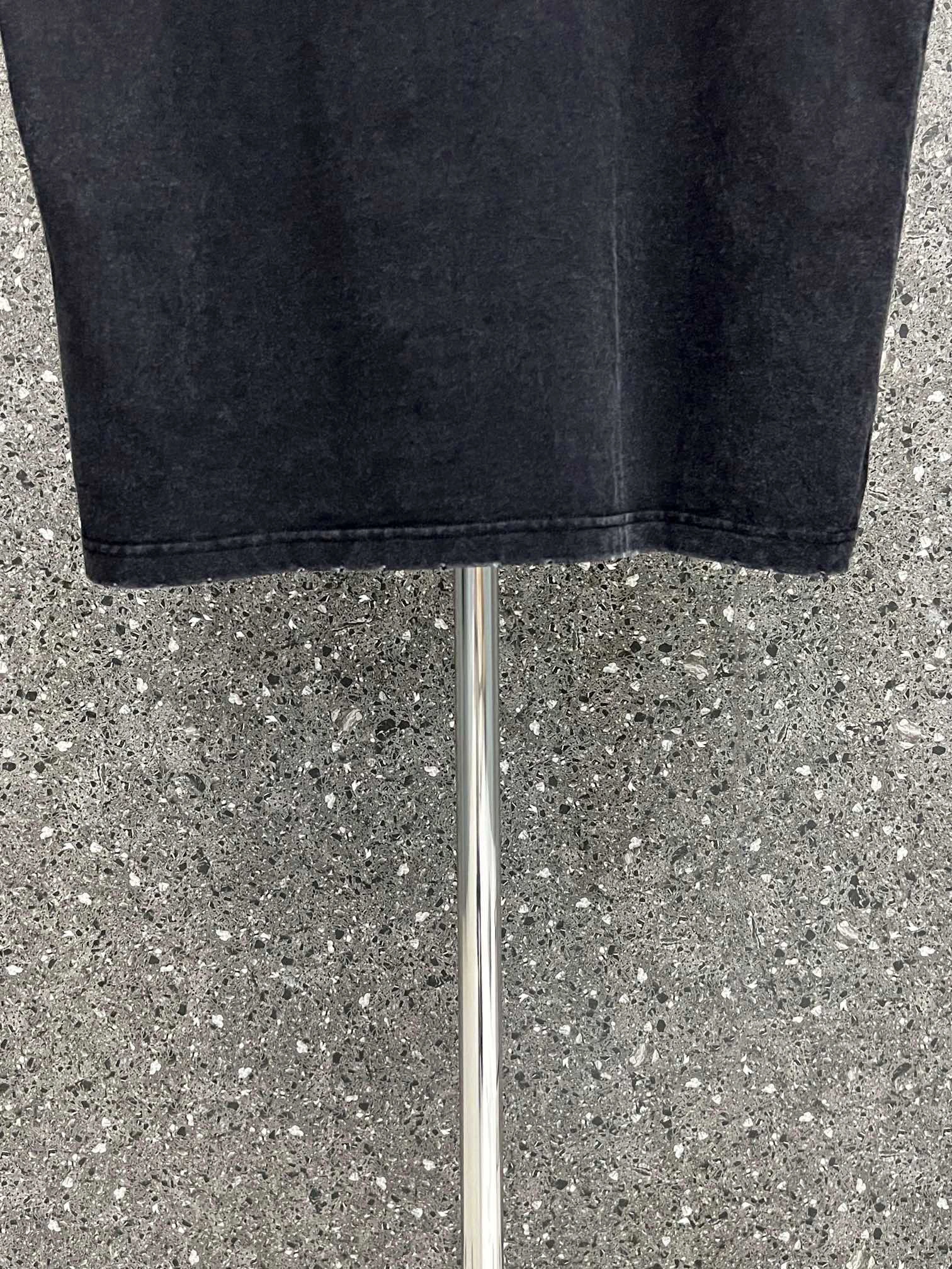 Gemini- oversized item:C-F000J0236