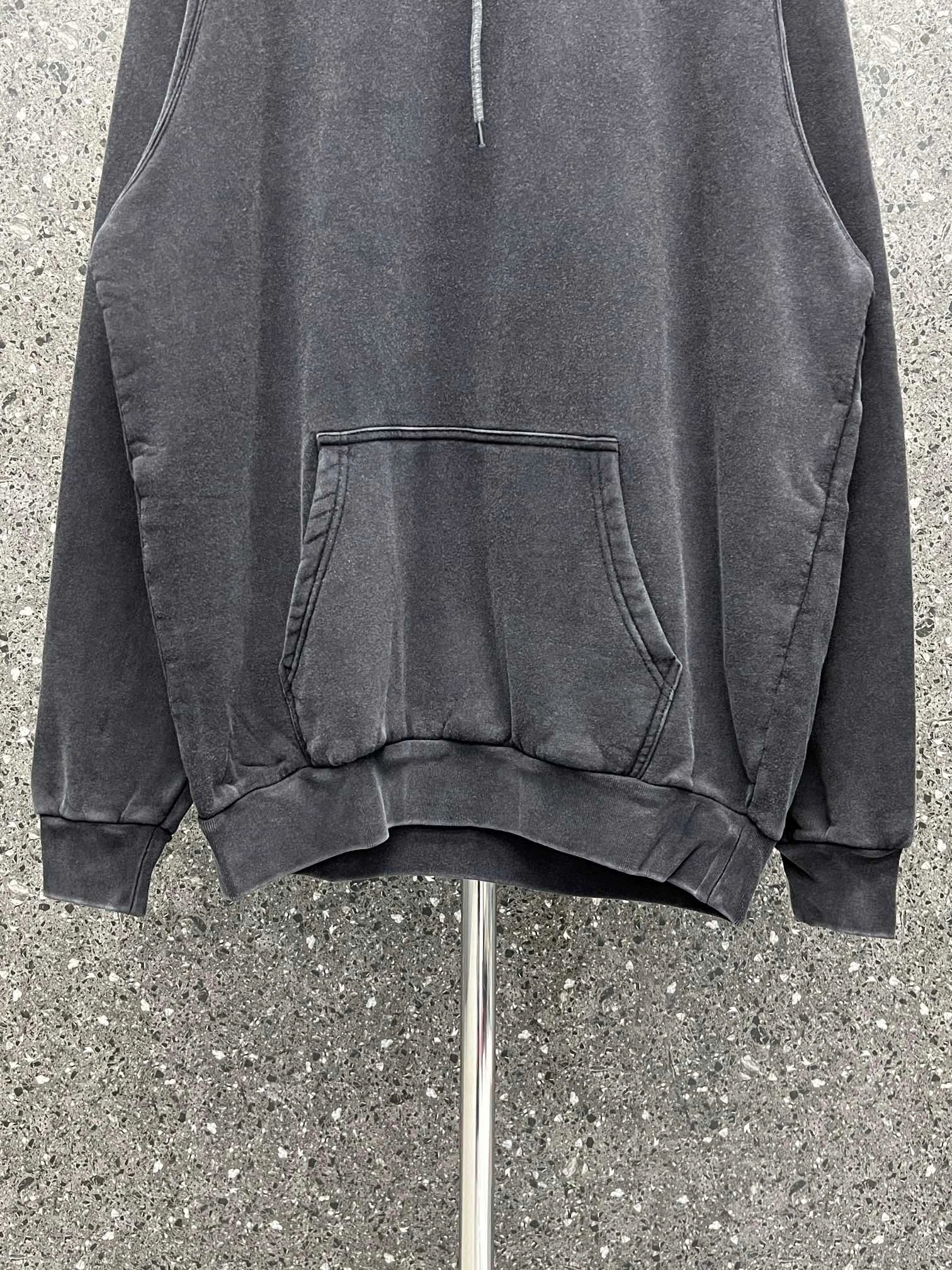 Gemini- oversized item:C-F00D2417