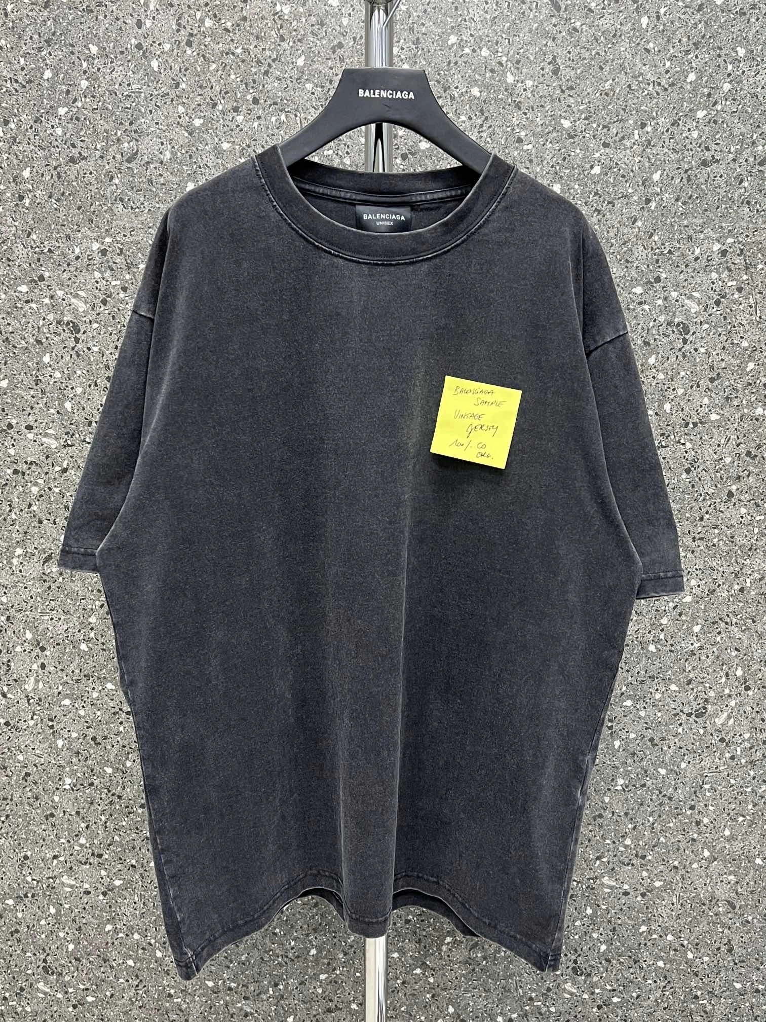 Gemini- oversized item:C-F00D2436