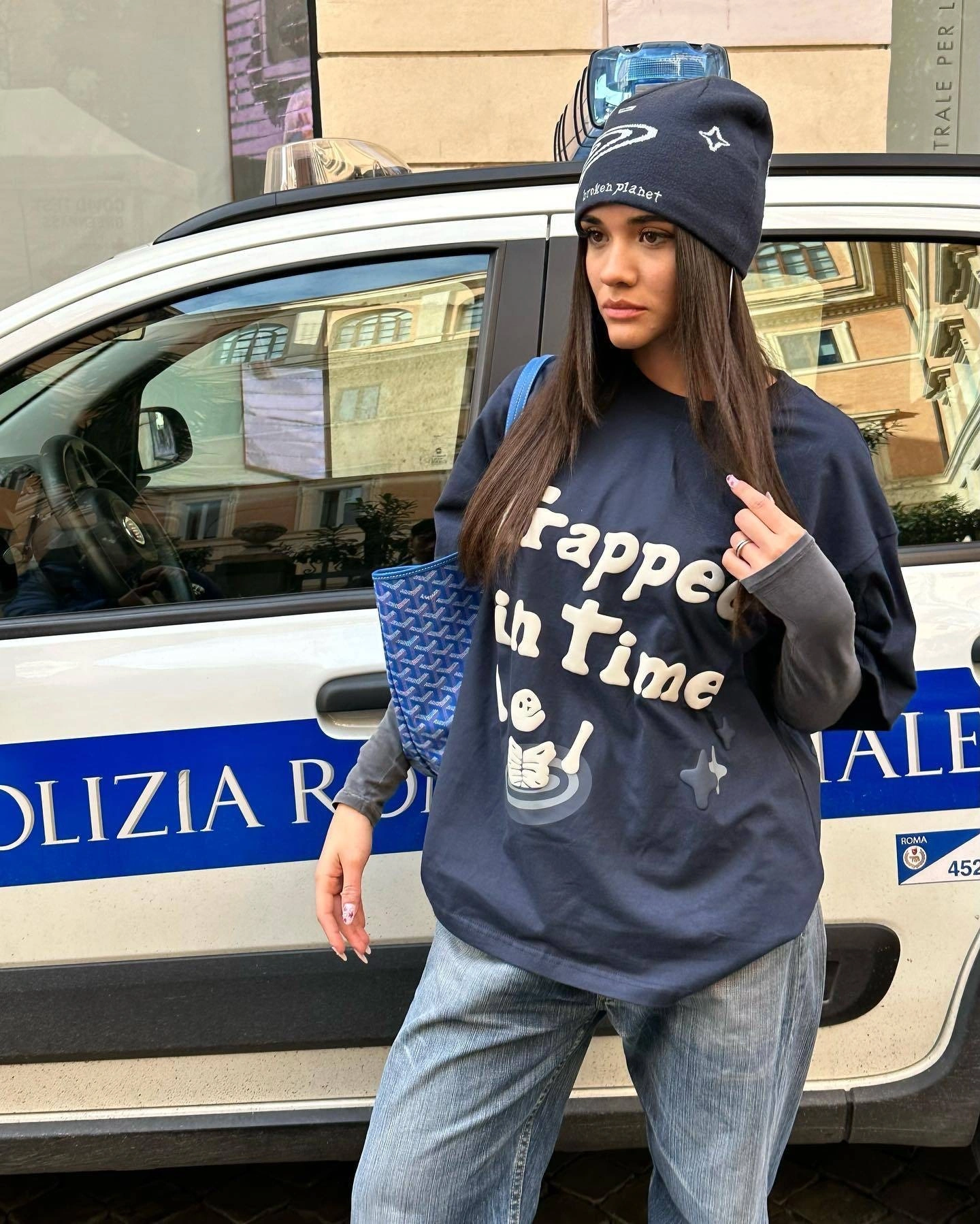Gemini- oversized item:C-F013G2224
