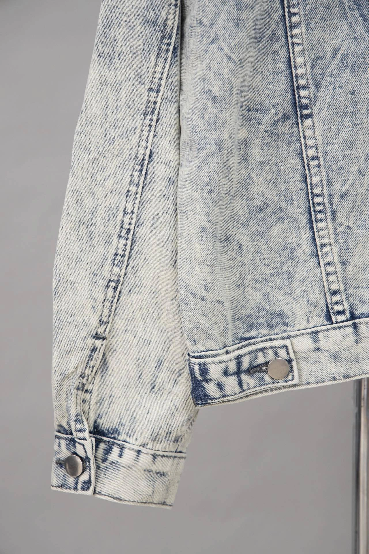 &&Gemini- oversized item:C-F322I1025