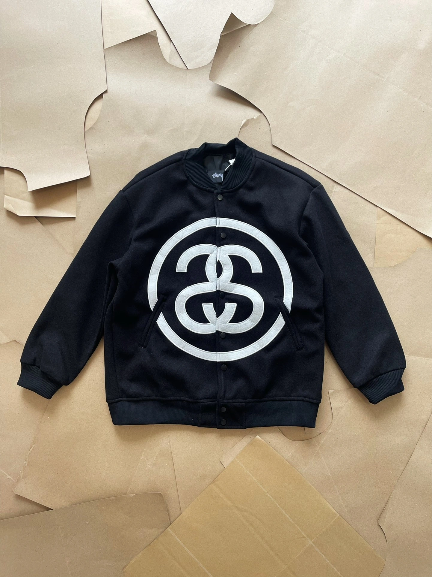 Gemini- oversized item:C-F322I1042