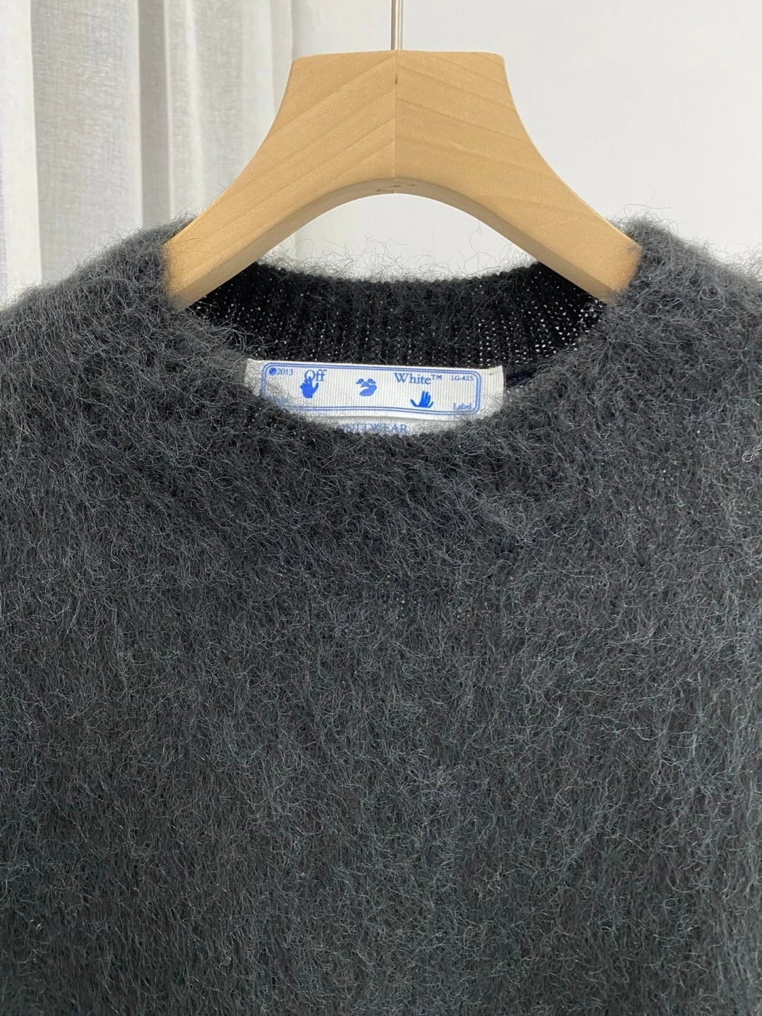 Gemini- oversized item:C-F390K0303