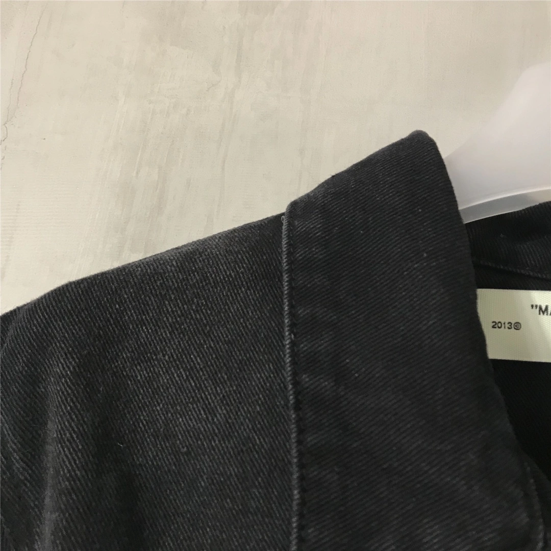 Genini- oversized item:C-F477I1816