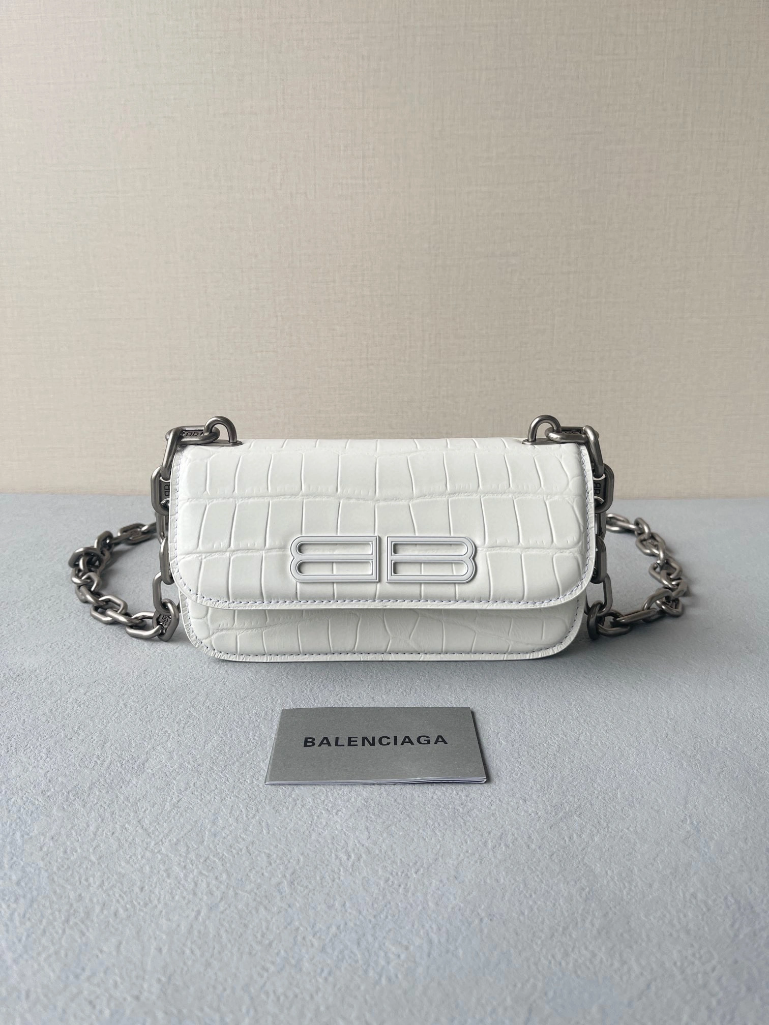 Gossip bag cowhide item:B-B563A2305