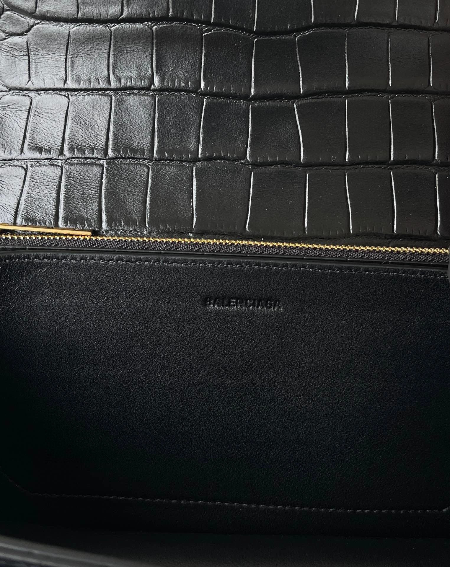 Gossip bag cowhide item:B-B563A2306