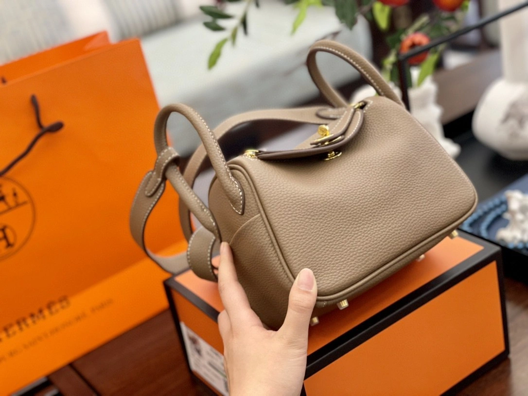 H079086CCS2 Calfskin item : BT-B016C0454