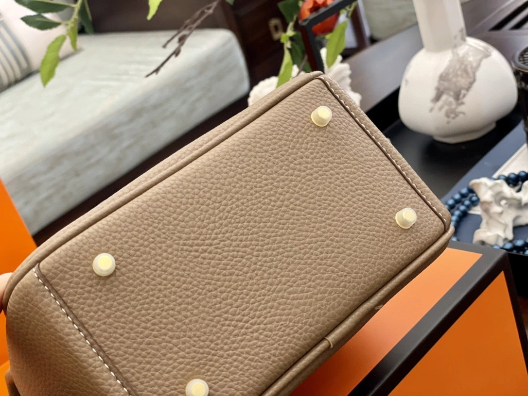 H079086CCS2 Calfskin item : BT-B016C0454