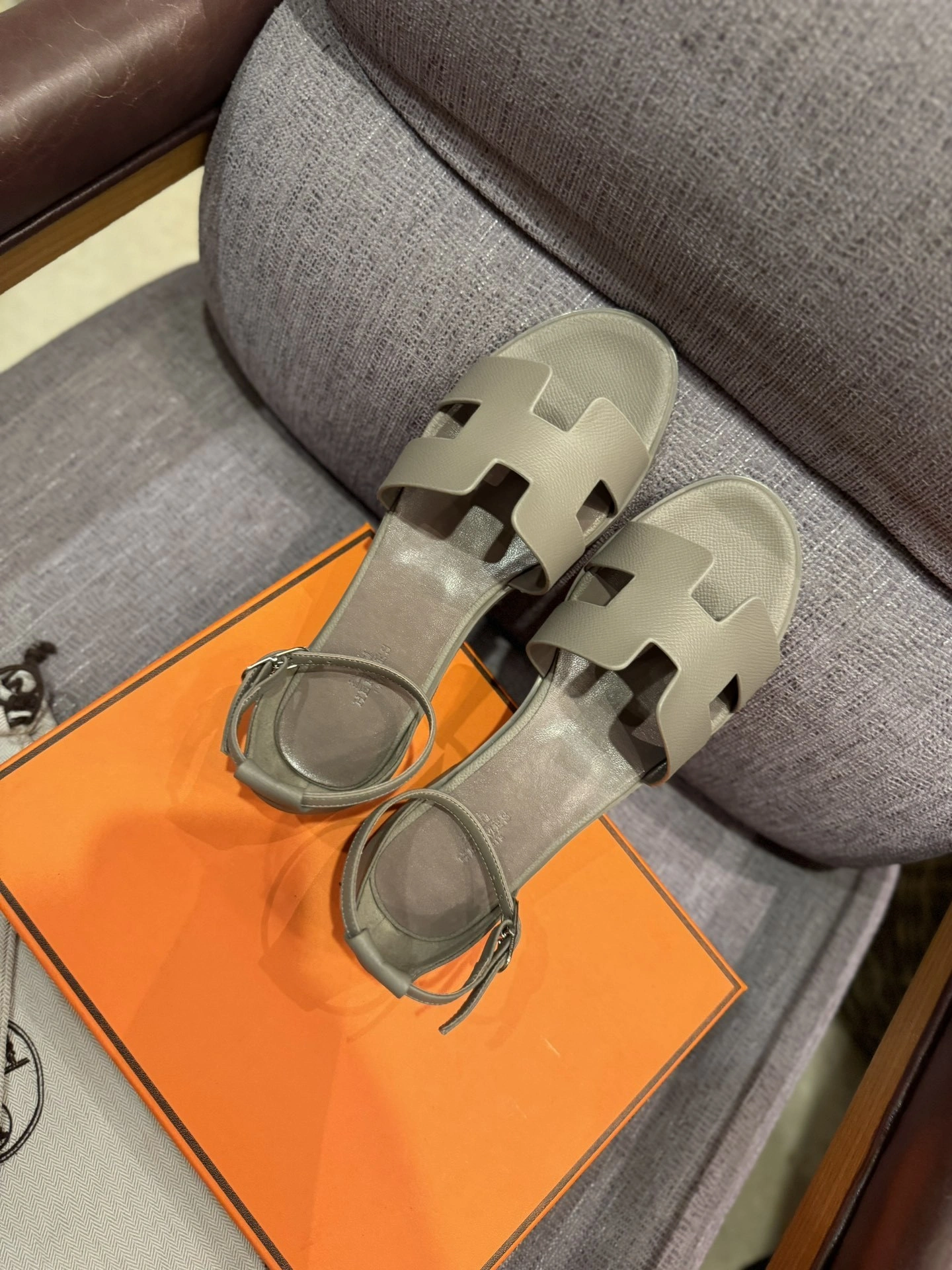 H182138Z X3 item:DT-X234A0727