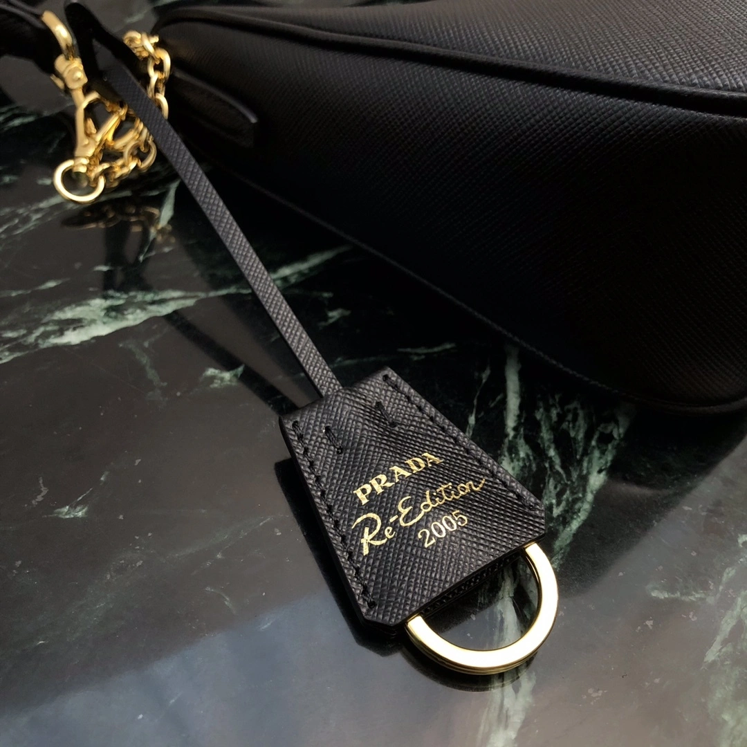 Custombag--1BH204_NZV_F0632_V_V2M 1BH204-NZV-F0632-V-V2M high quality version item：C-B806D2115