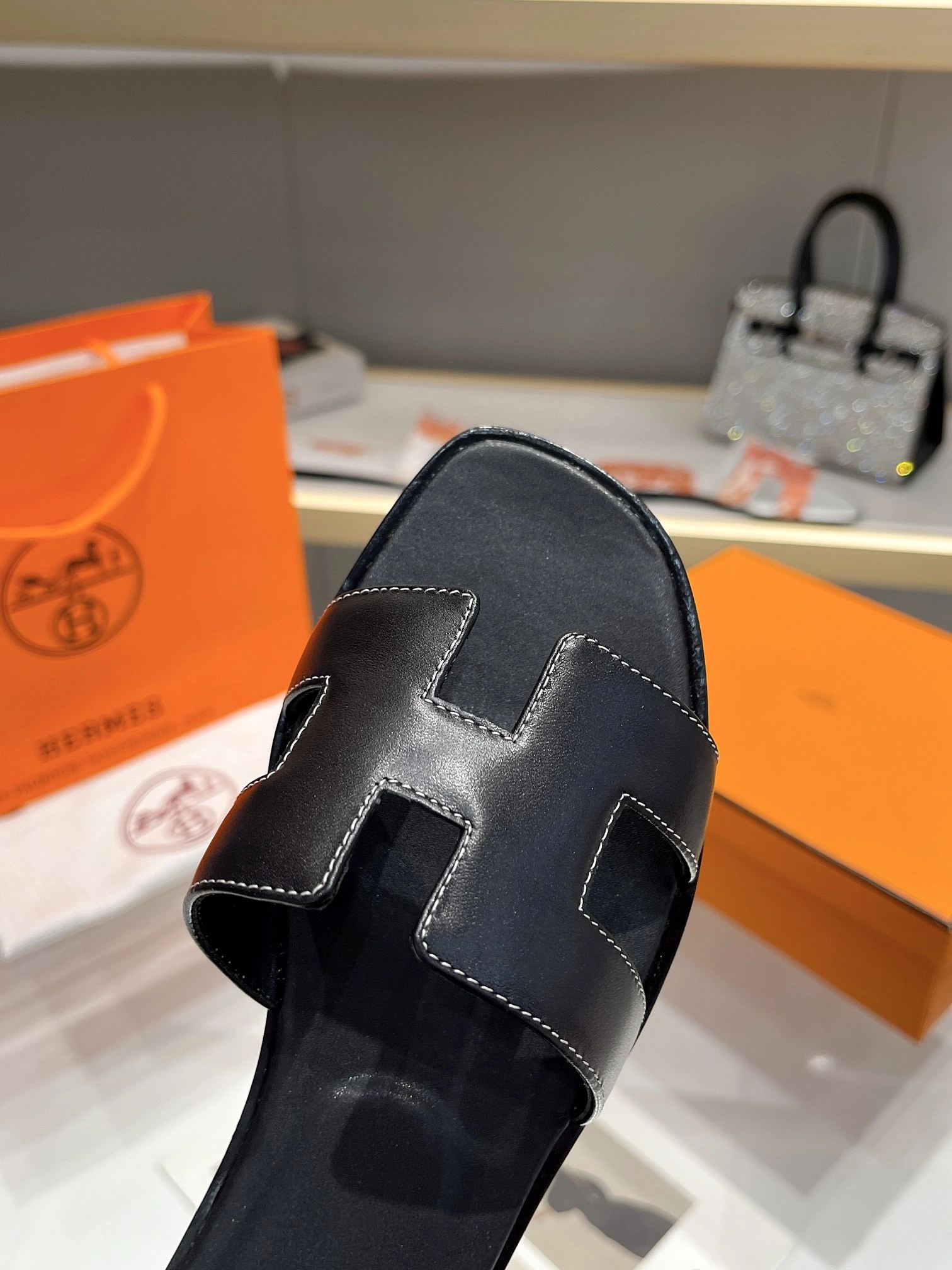 H5r75s H021056Z 01 Calfskin item:DT-X543E1604