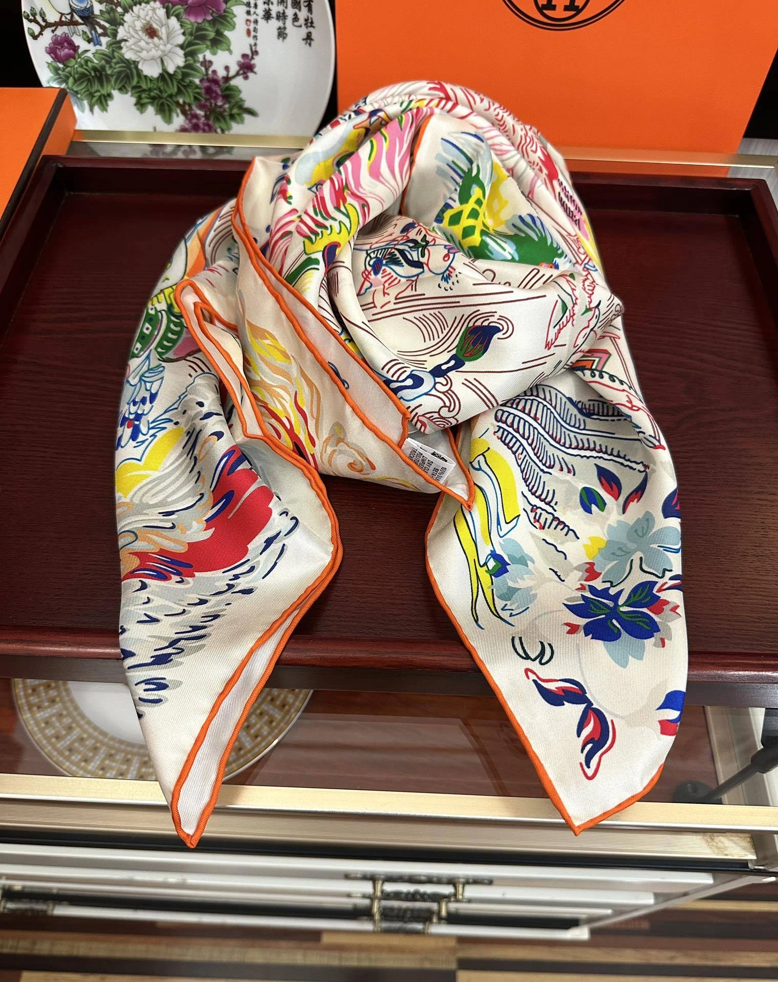 HD-- H5r75s Virginie （rue du Faubourg Saint-Honoré） Real silk 2Colour item:E-S132K2833-2H