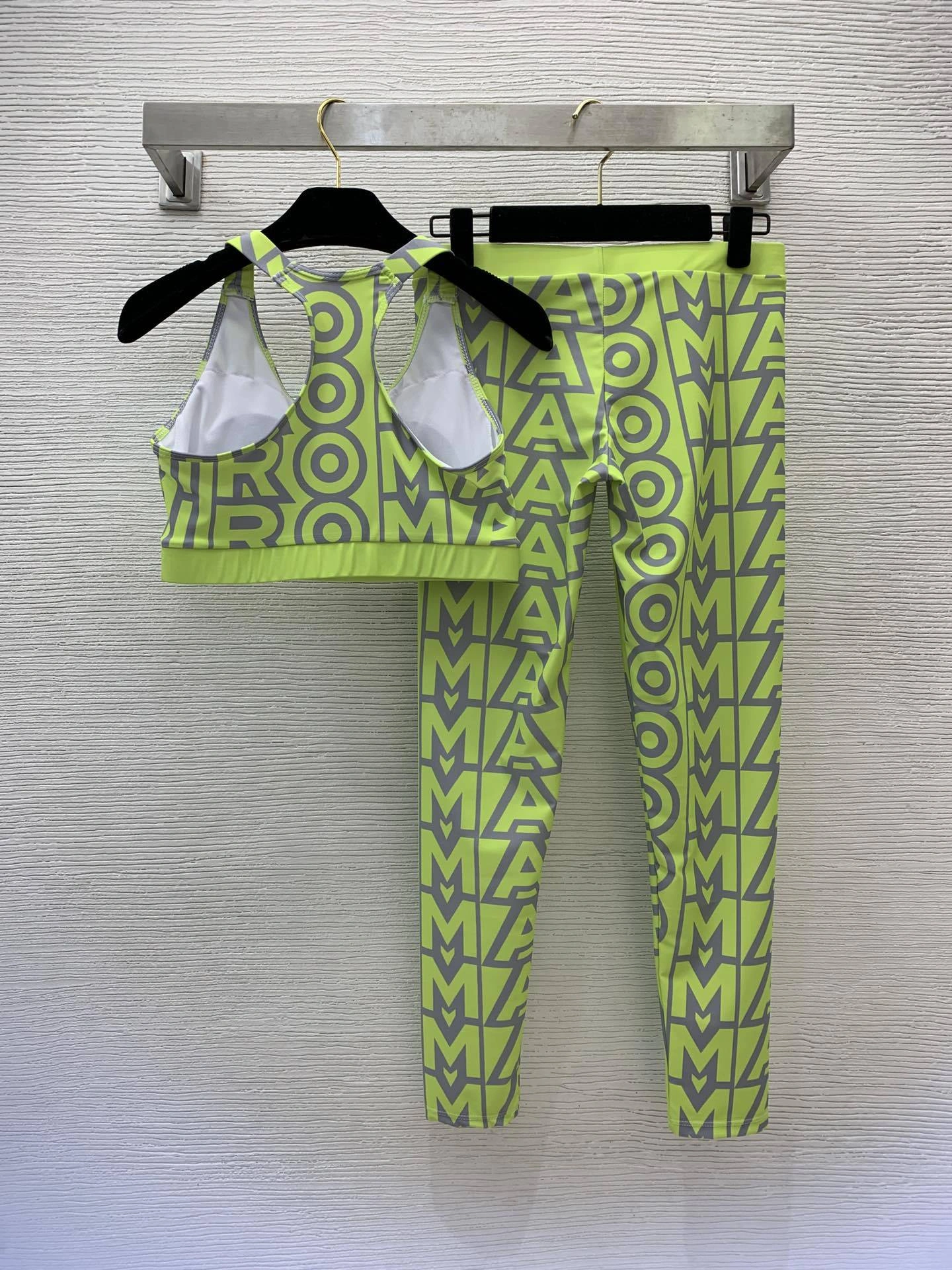 HD--- 2colour F594i item: D-F044D1340-2