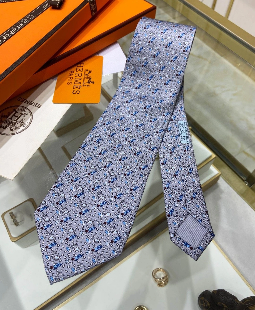 HD-- 100% top twill silk + wool lining item:C-S132C2446Y