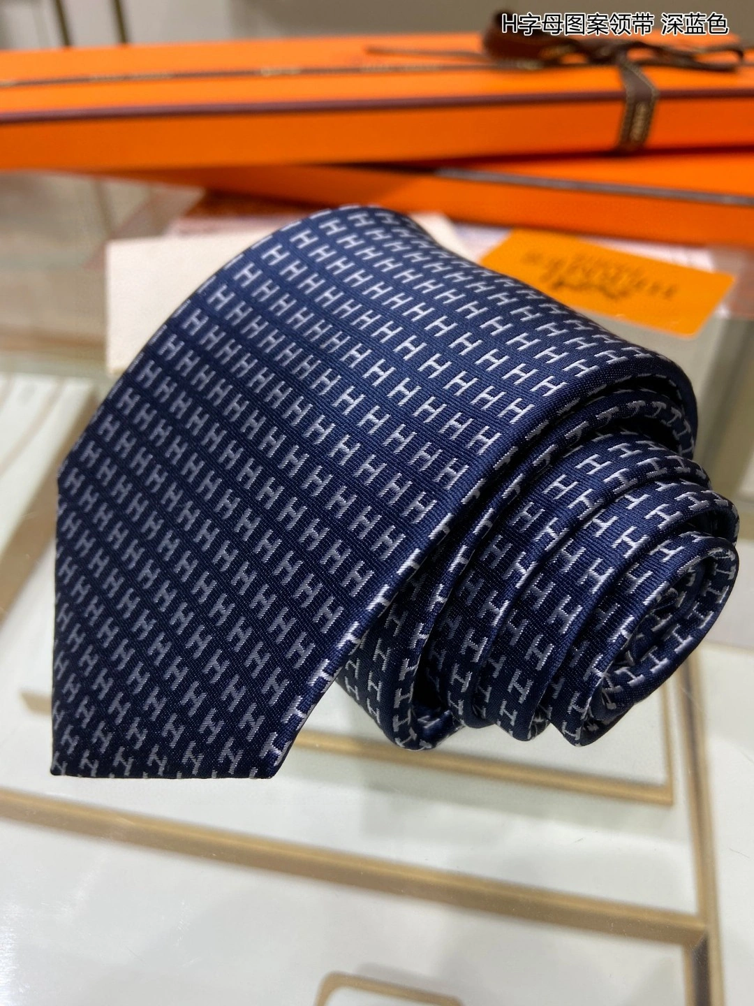 HD-- 100% top twill silk hand custom item:C-S132G2401Y