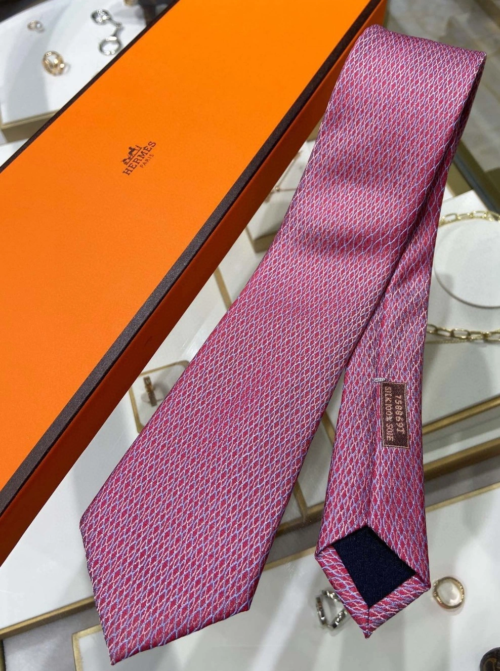 HD-- 100% top twill silk item:C-S132C2433Y