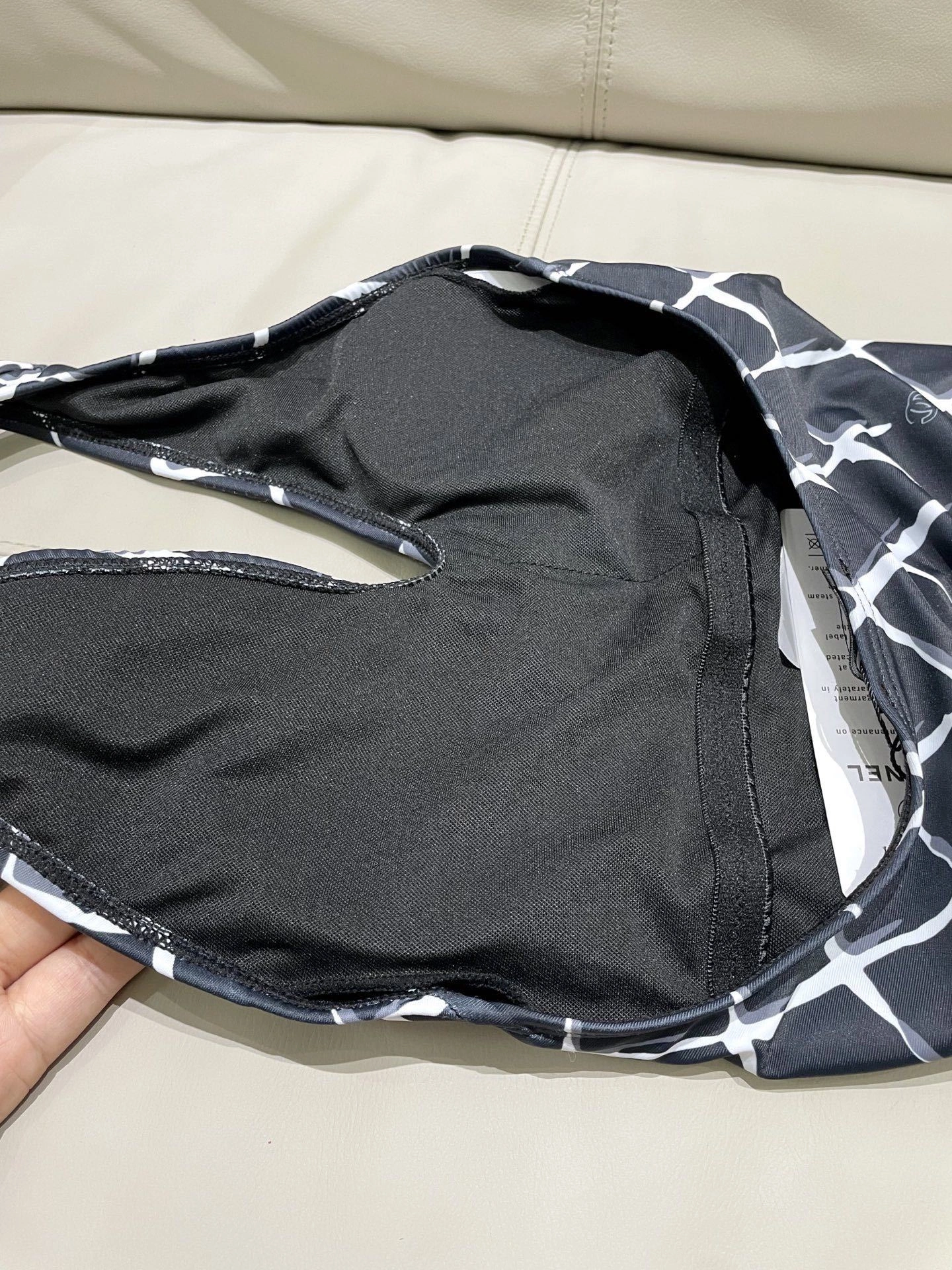HD-- 3h1958 item:E-S137L0575