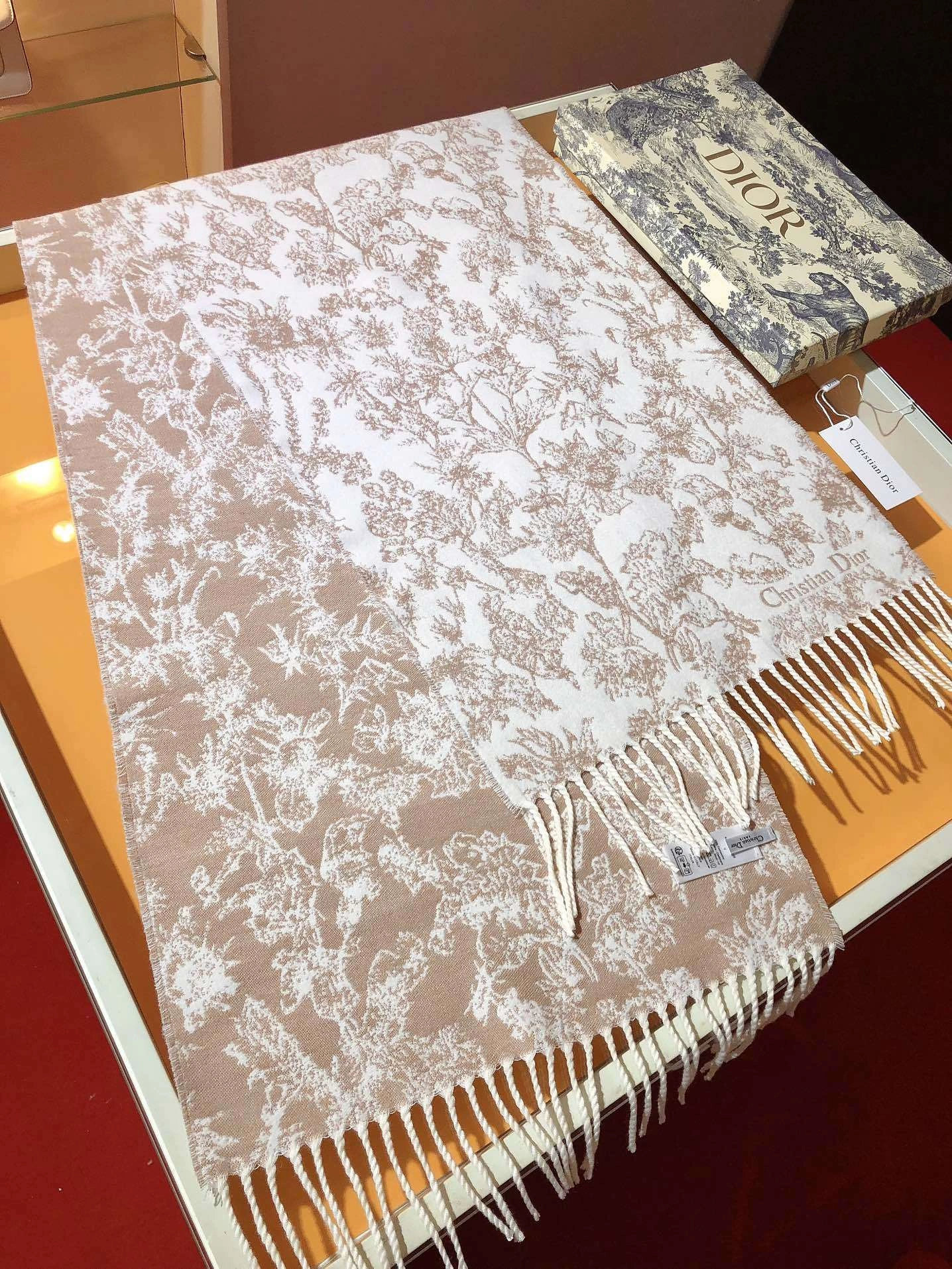 HD-- 4ior Chardons embroidery cashmere wool 2Colour item:E-S132K2804-2H