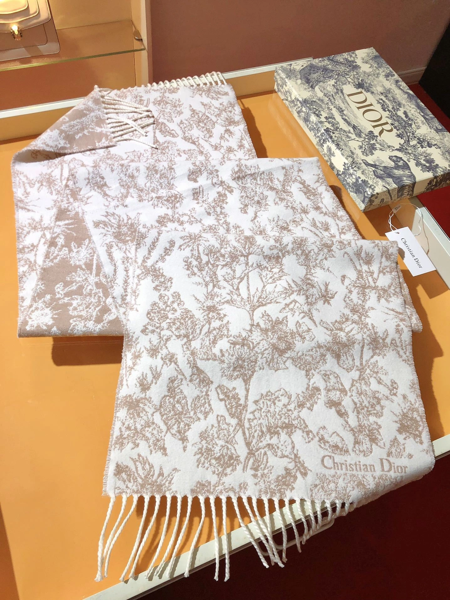 HD-- 4ior Chardons embroidery cashmere wool 2Colour item:E-S132K2804-2H