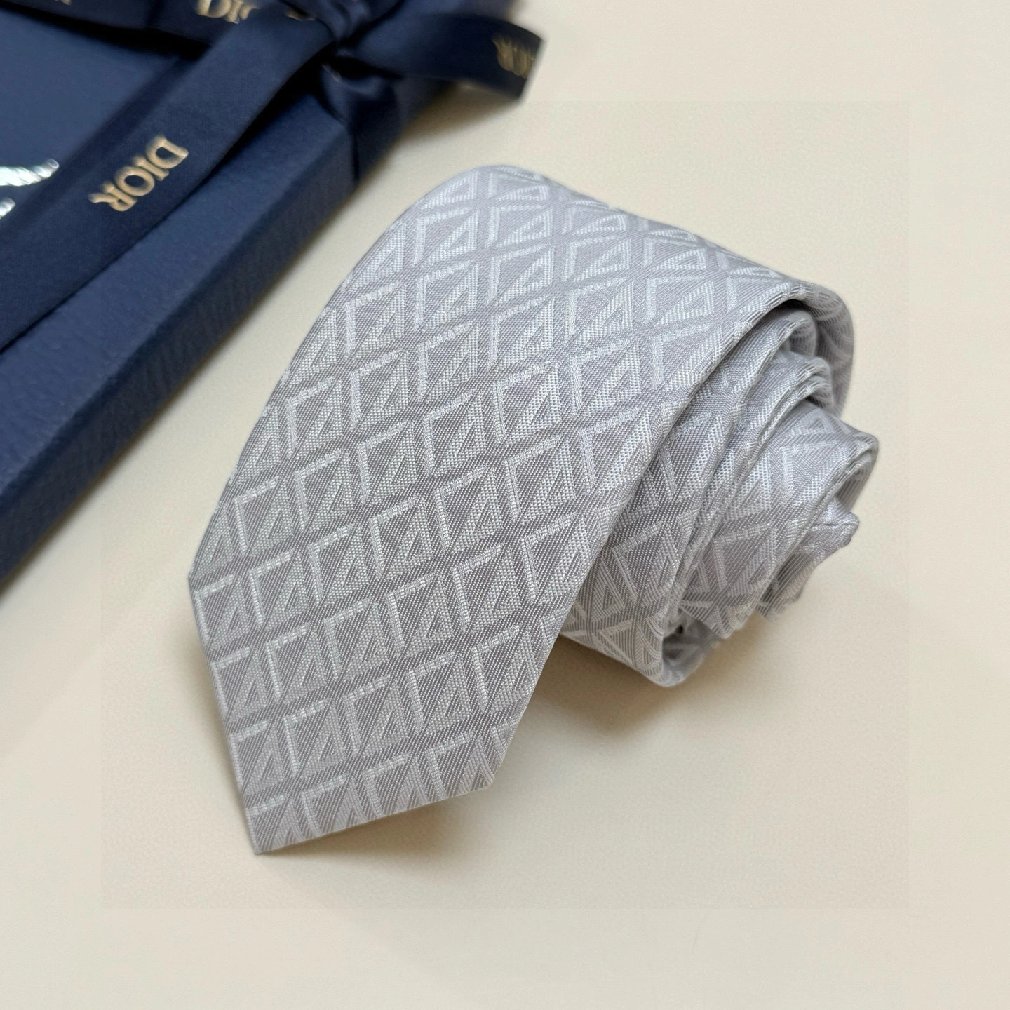 HD-- 4ior （MarcBohan） CDDiamon 100% mulberry silk 4Colour item:E-S132L1302-4
