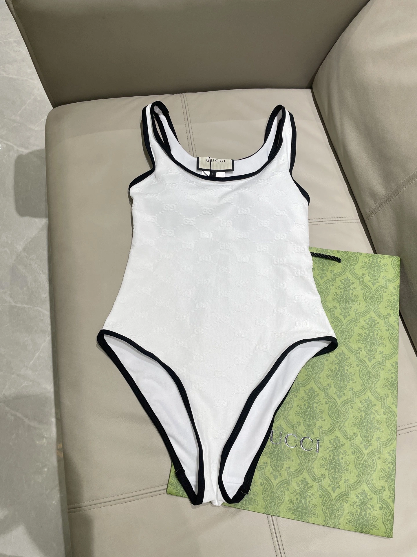 HD-- 6u33i 3Colour item:E-S137L0572-3