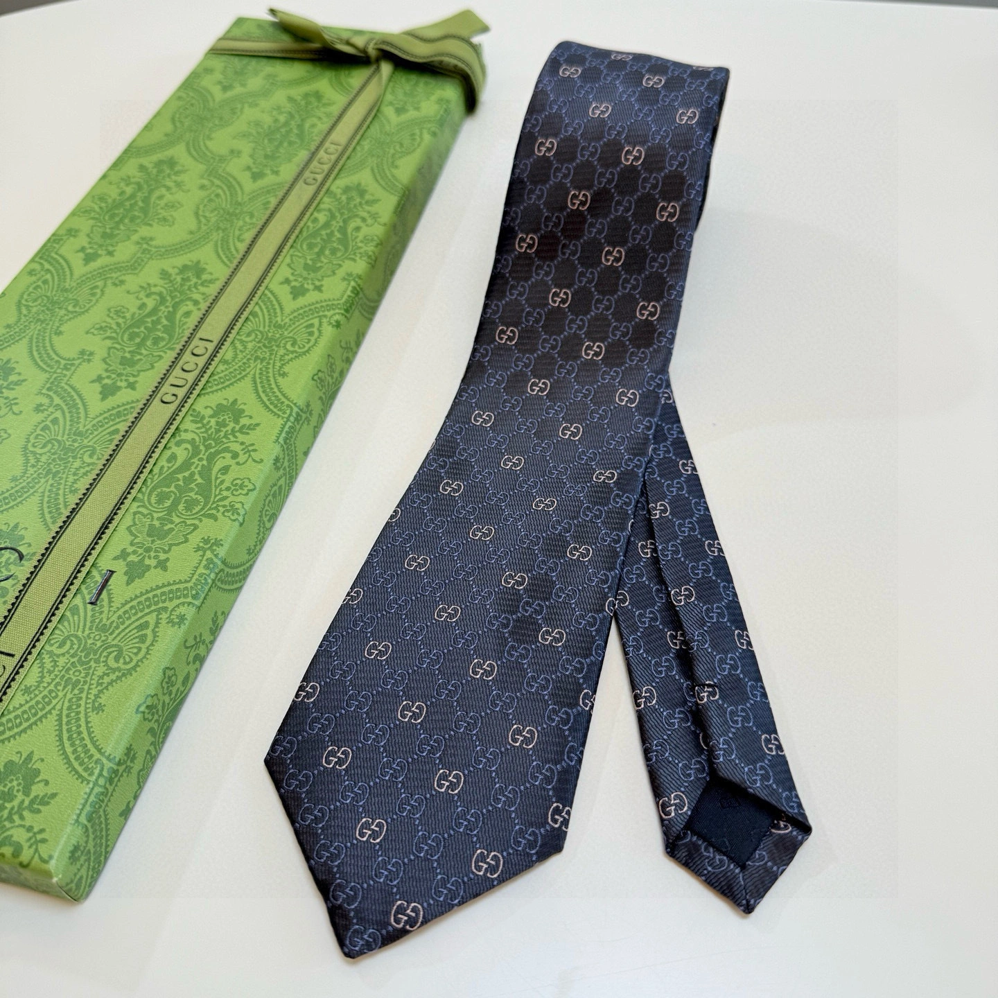 HD-- 6u33i Real silk 4colour item:E-S132L2080-4