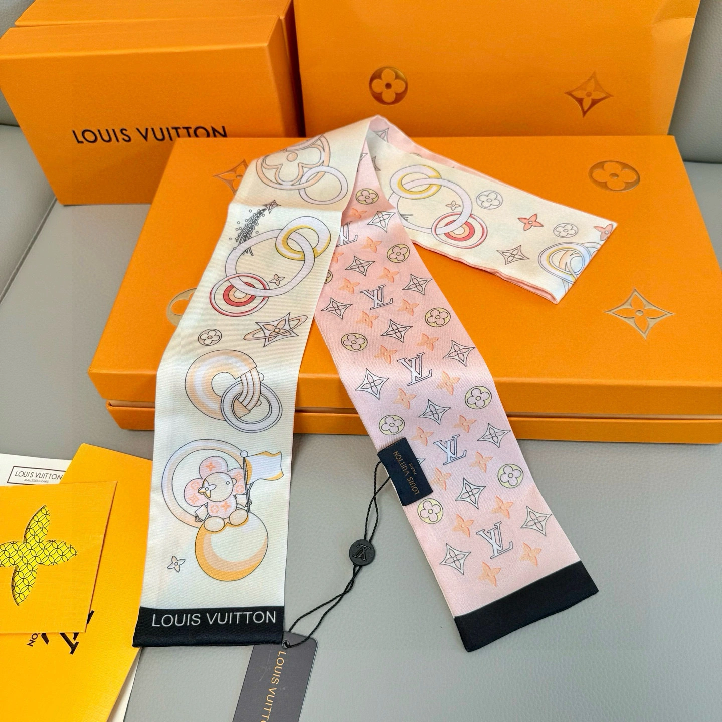 HD-- 8V M78132 VIVIENNE AND BEYOND Monogram Real silk 2colour item:E-S132L2066-2