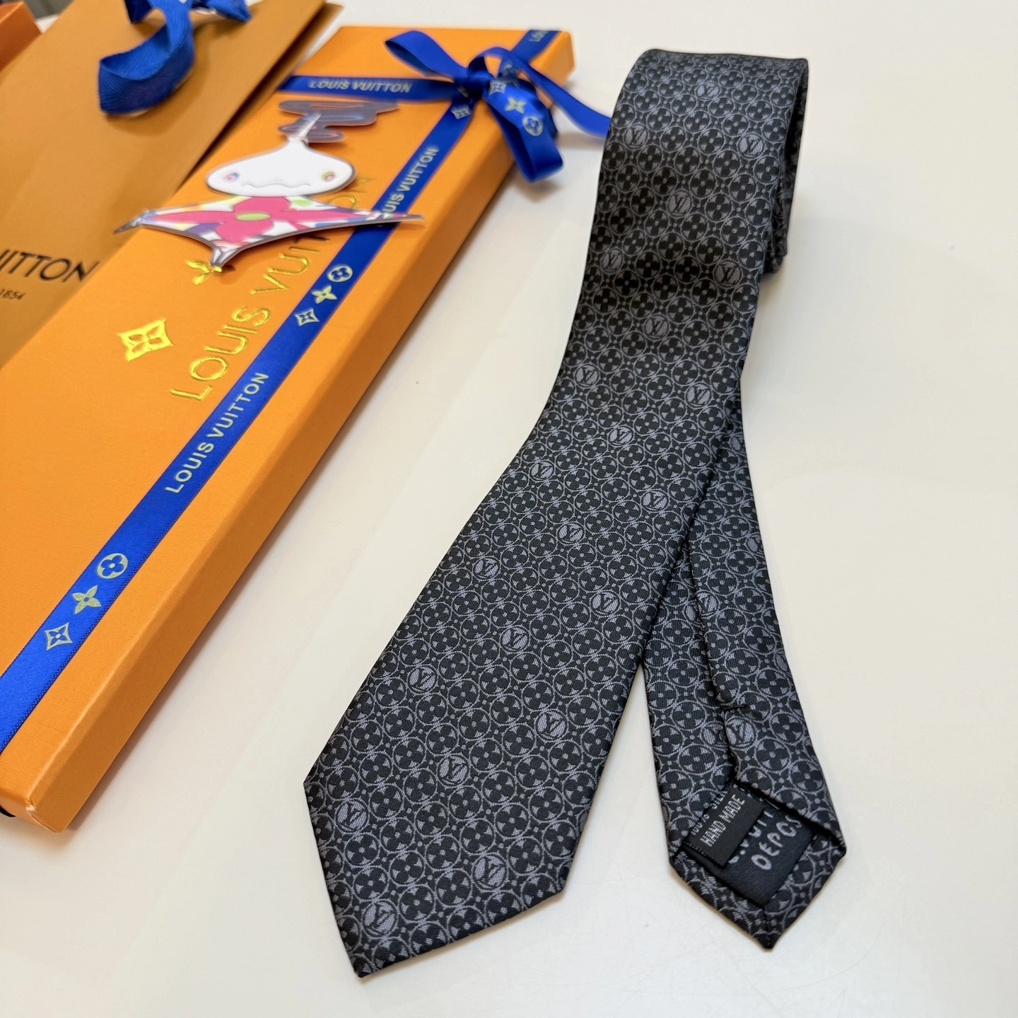 HD-- 8V MonogramFlower Real silk Damier 6Colour item:E-S132L1316-6