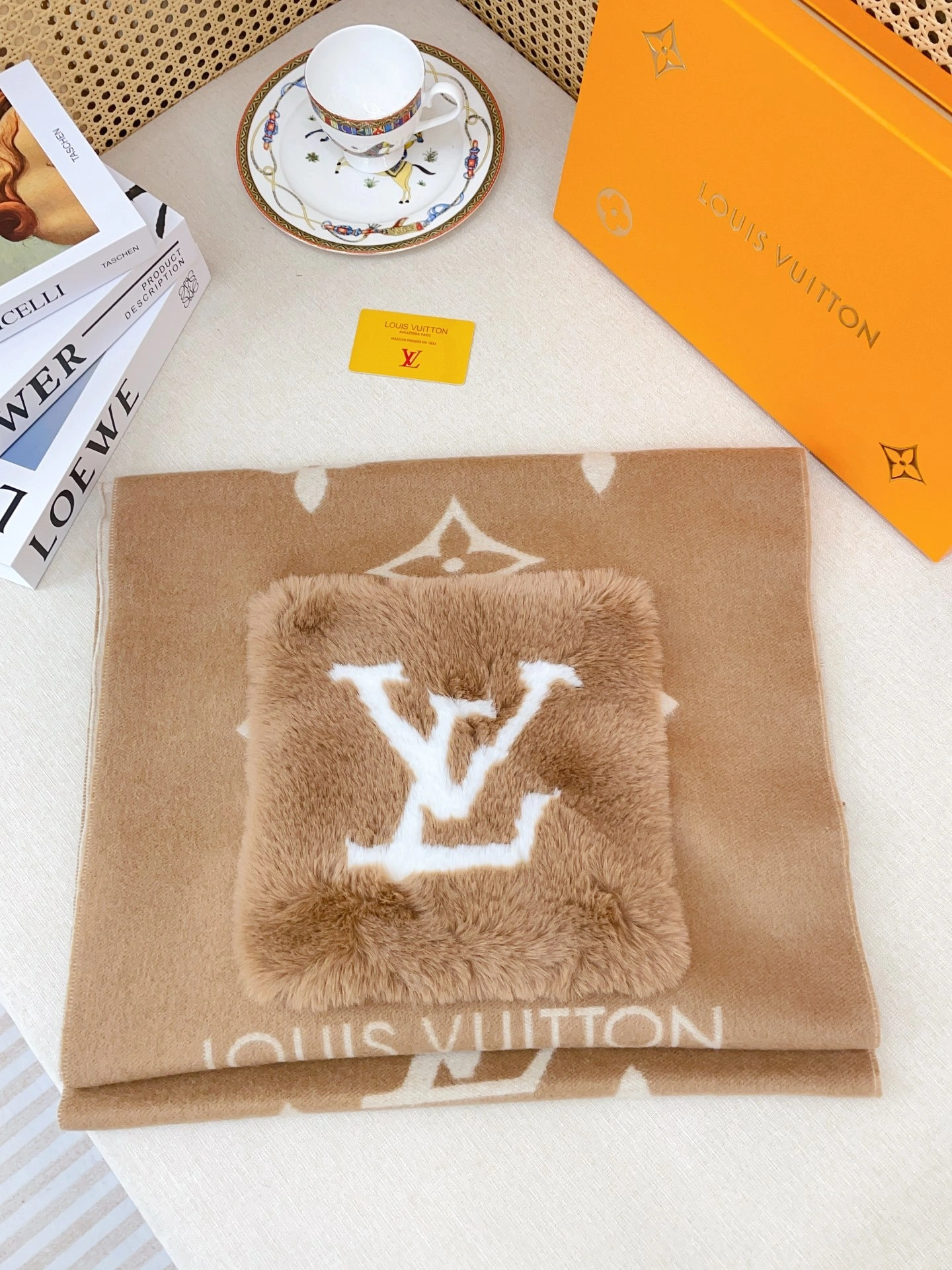 HD-- 8V Monogramwool 3Colour item : E-S132K1237-3H