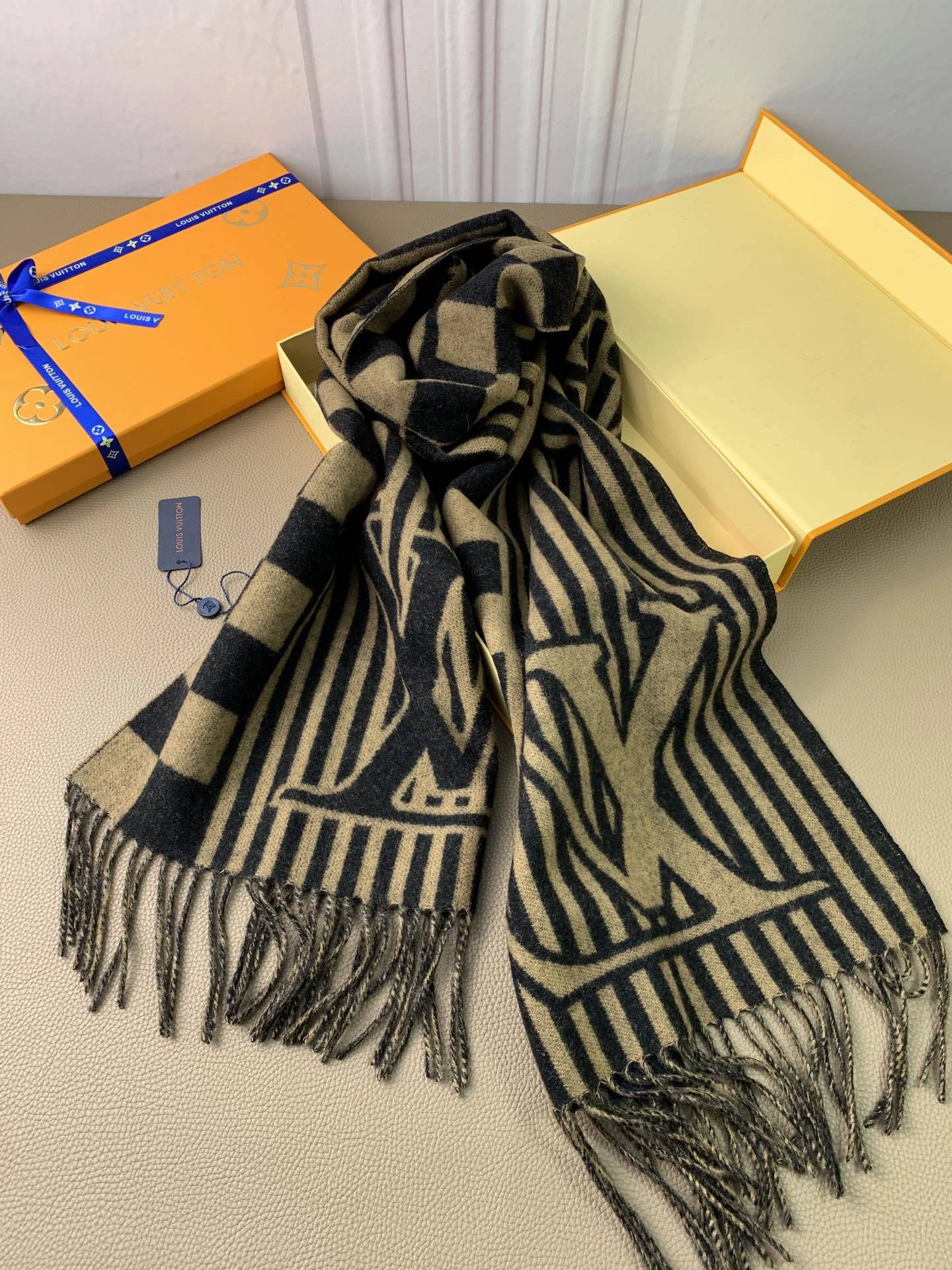 HD-- 8V cashmere 2Colour item : E-S132K1236-2H