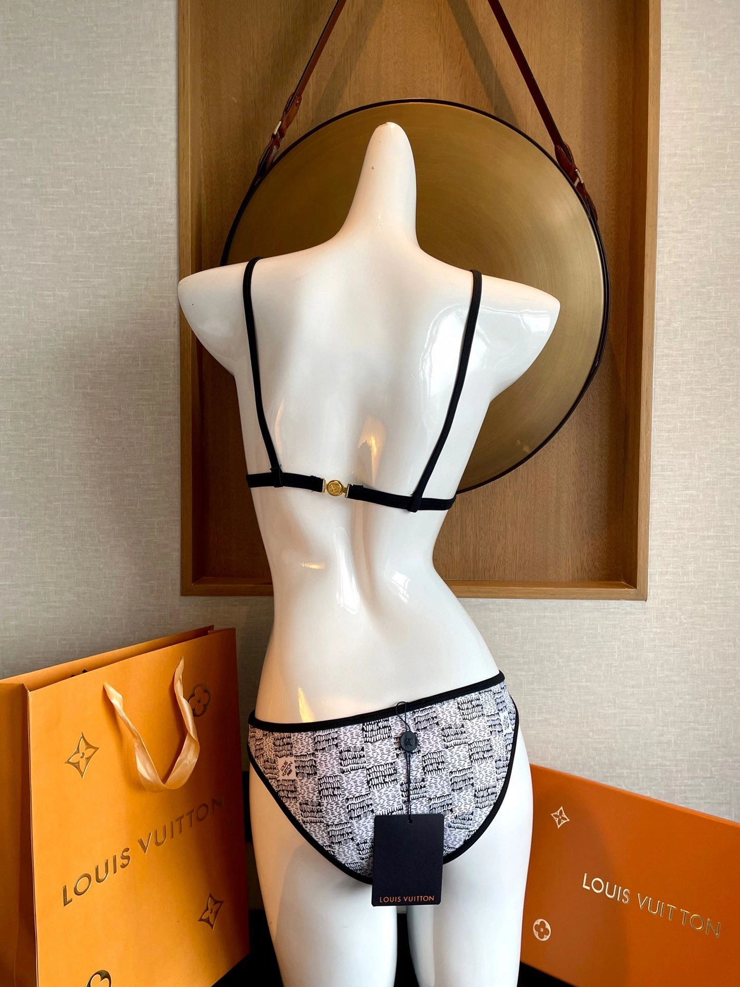 HD-- 8V item:D-S132E1445