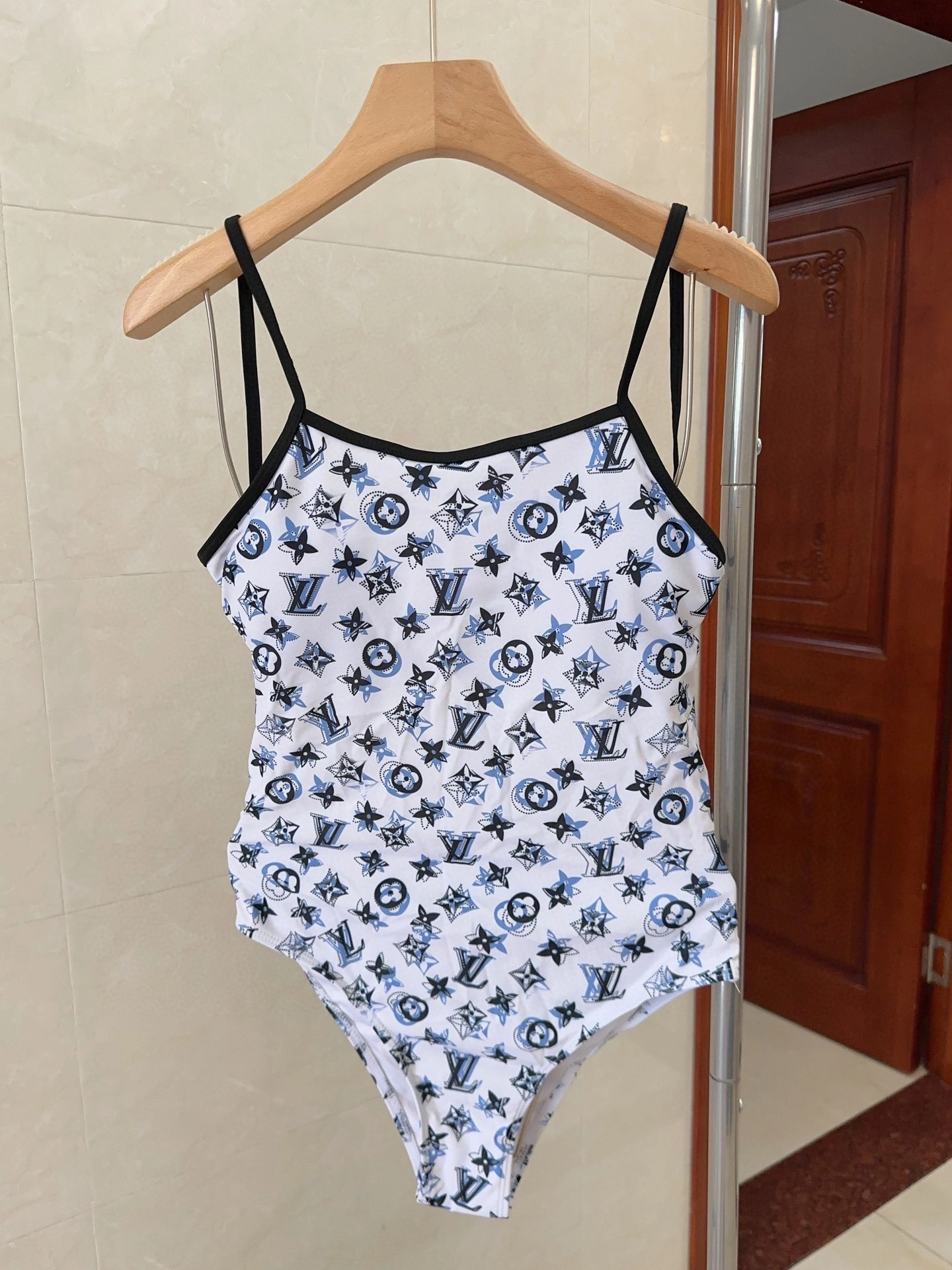 HD-- 8V item:D-S132E1447