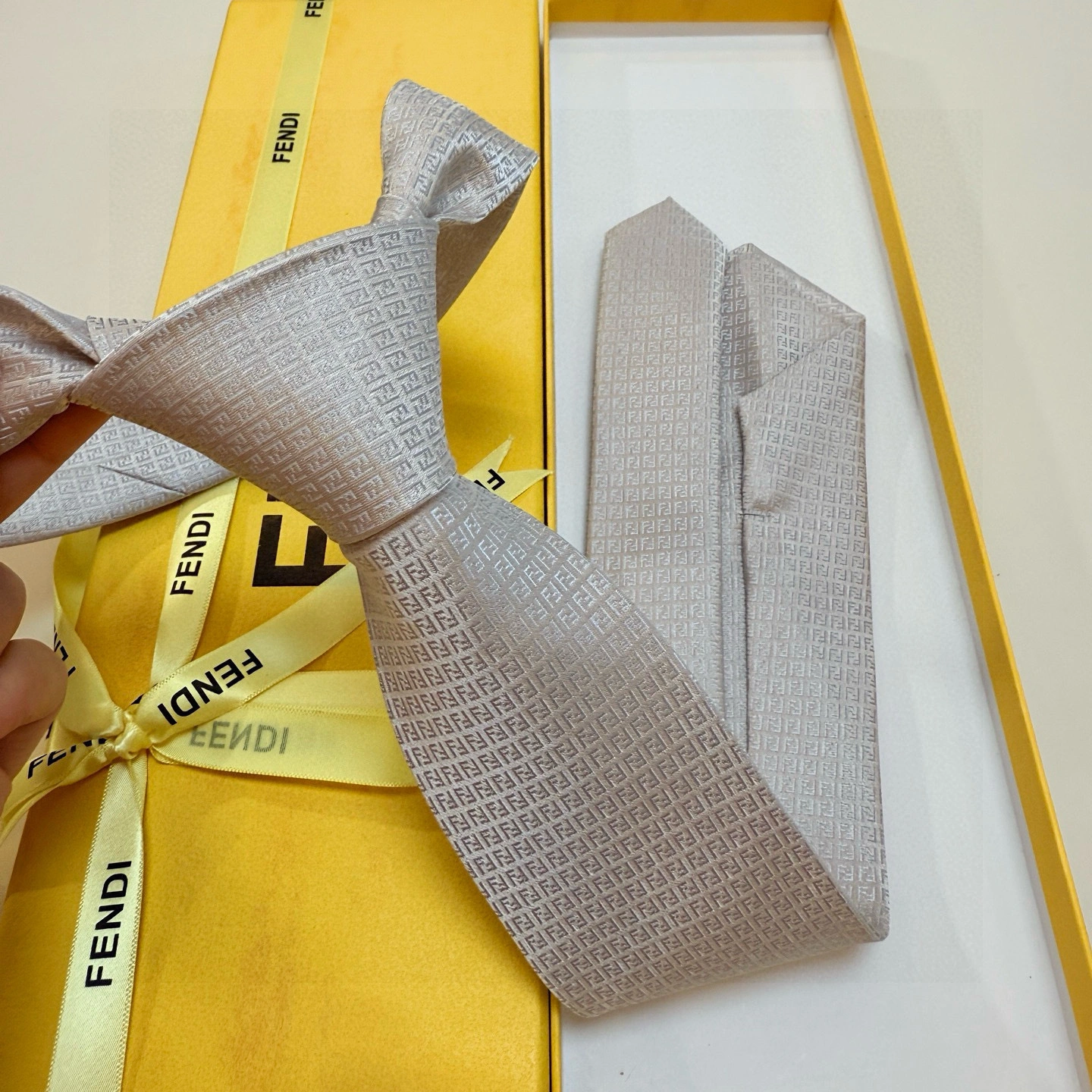 HD-- F594i Real silk 6colour item:E-S132L2059-6