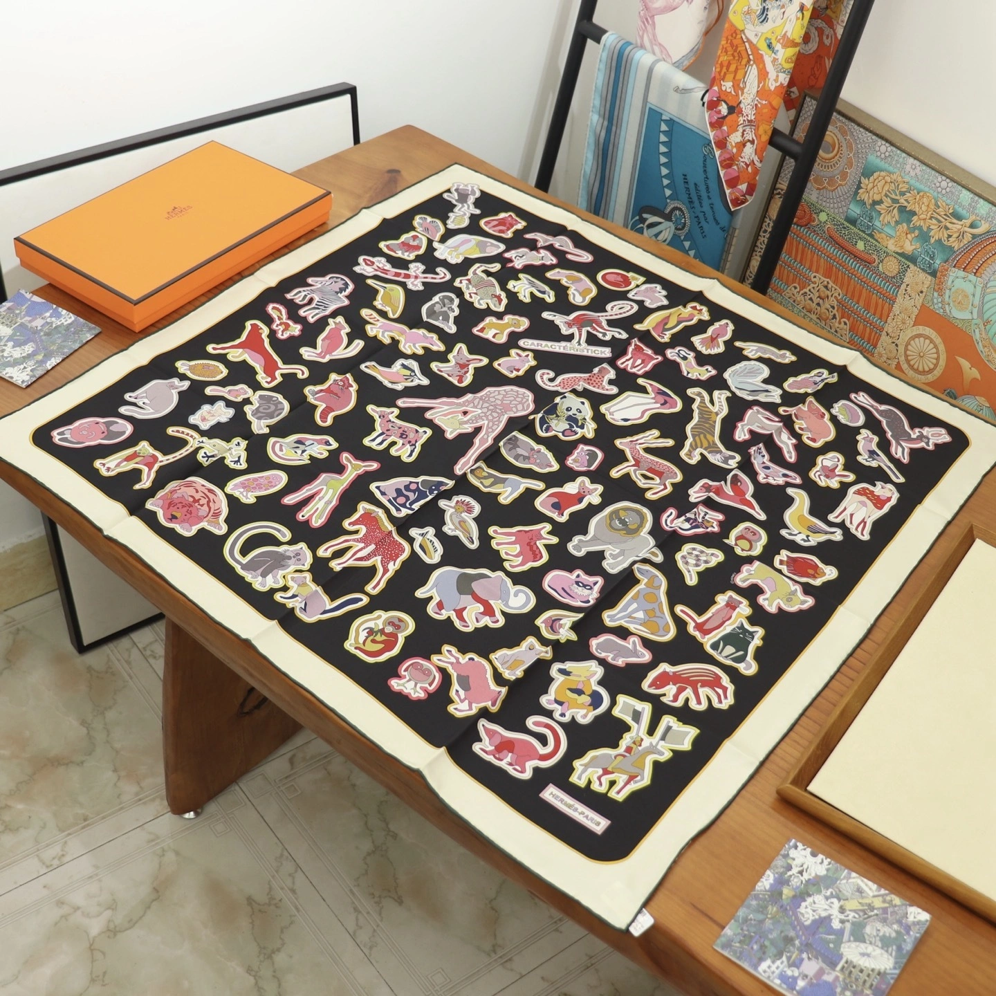 HD-- H5r75s 2025 Caracteristick Real silk item:E-S014L0473H