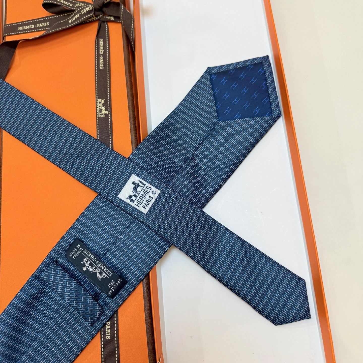 HD-- H5r75s 6Colour item:E-S132L1332-6