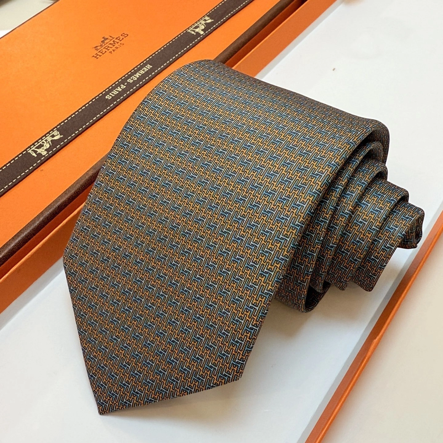 HD-- H5r75s 6Colour item:E-S132L1332-6