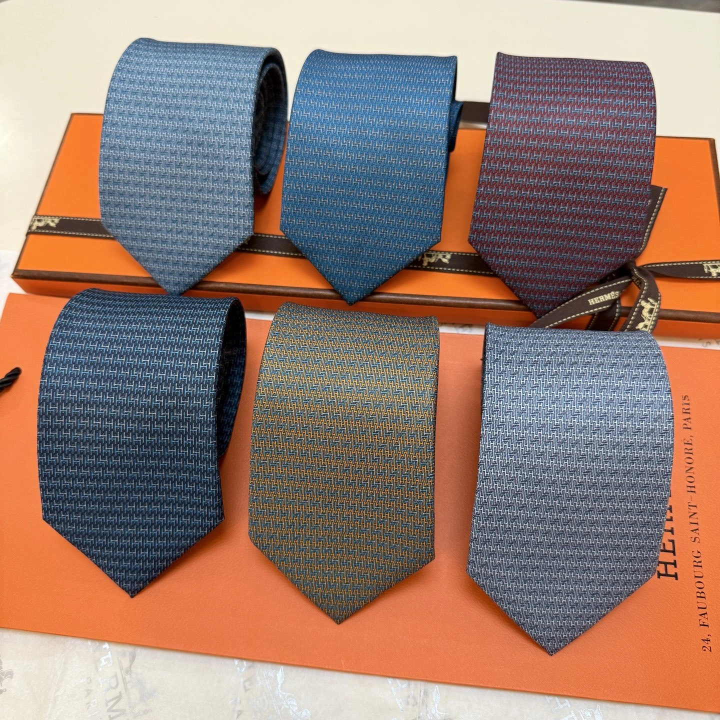HD-- H5r75s 6Colour item:E-S132L1332-6