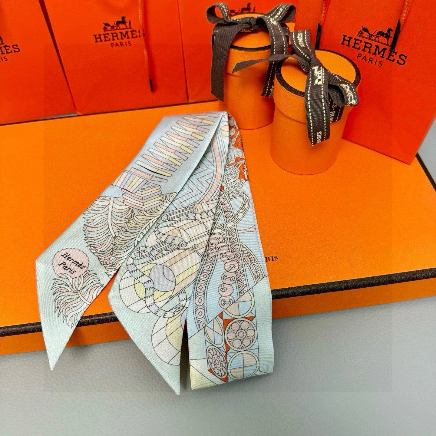 HD-- H5r75s （Pierre Marie） Twilly mulberry silk 5colour item:E-S132L2076-5