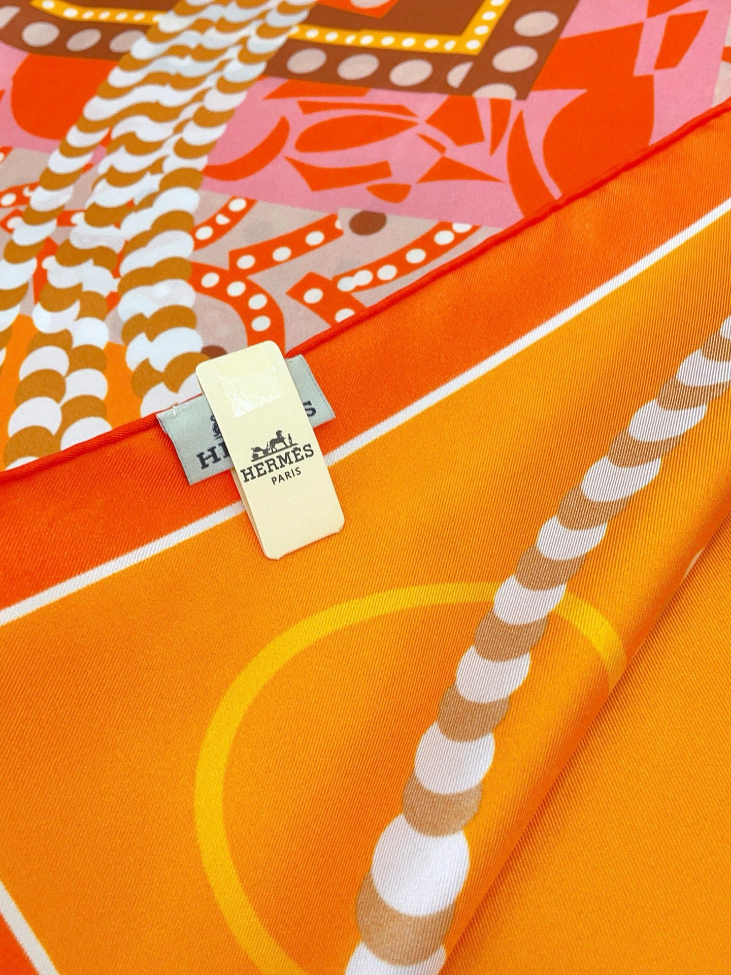 HD-- H5r75s Real silk 2Colour item:E-S132K2834-2H