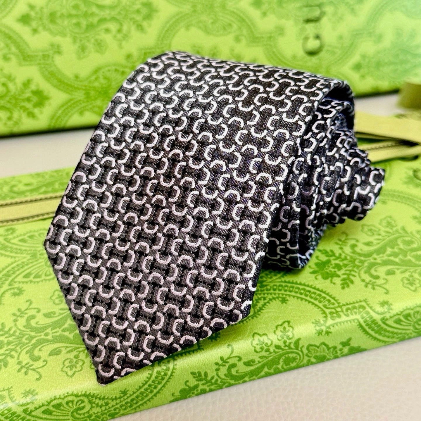 HD-- H5r75s Real silk 4colour item:E-S132L2068-4