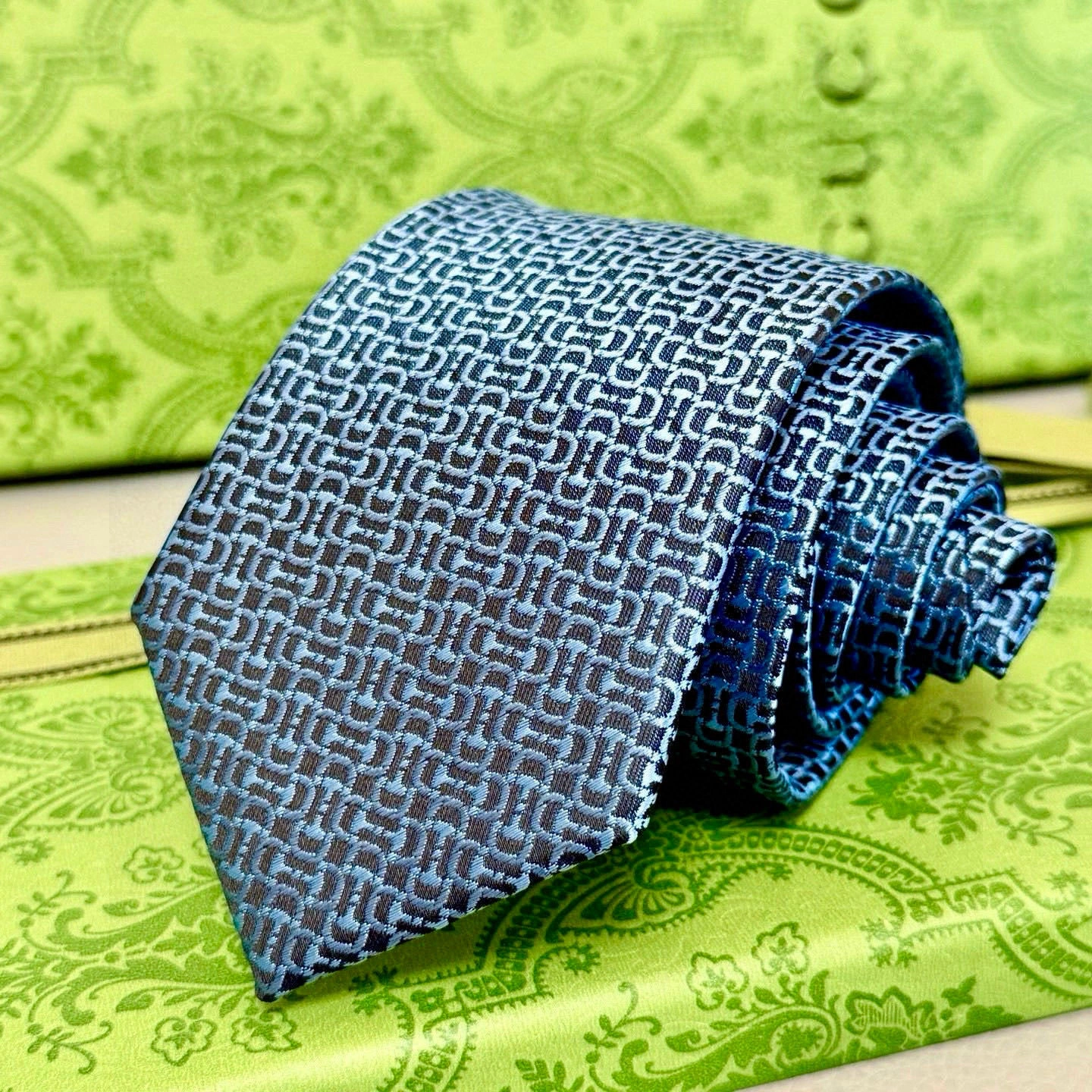 HD-- H5r75s Real silk 4colour item:E-S132L2068-4