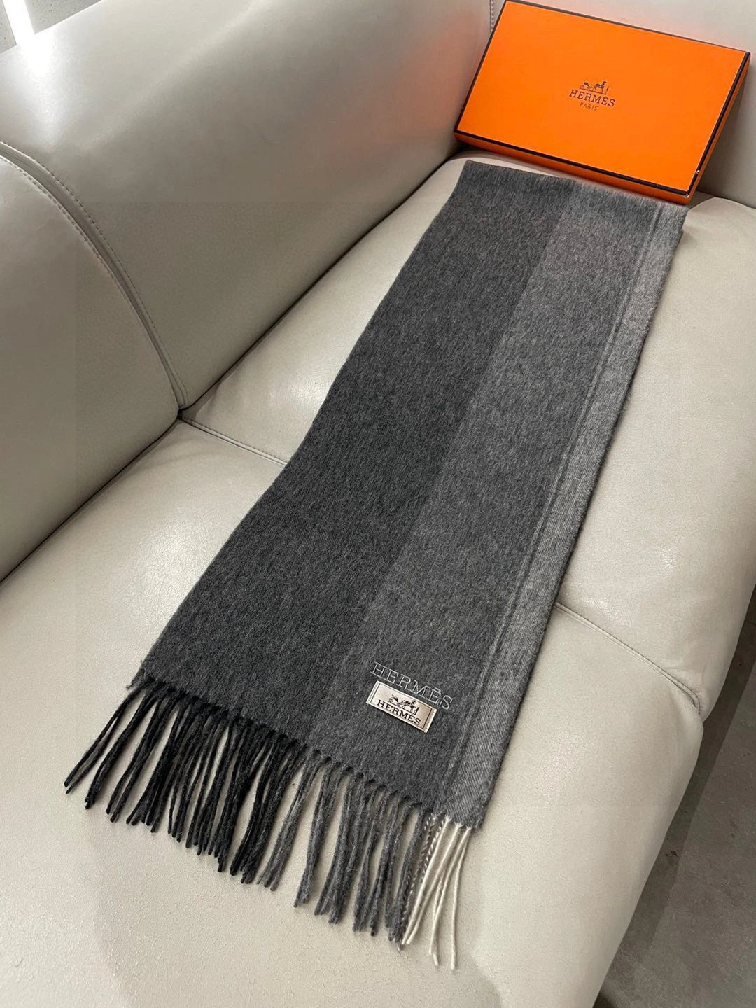 HD-- H5r75s cashmere embroidery 3Colour item:E-S132K2827-3H