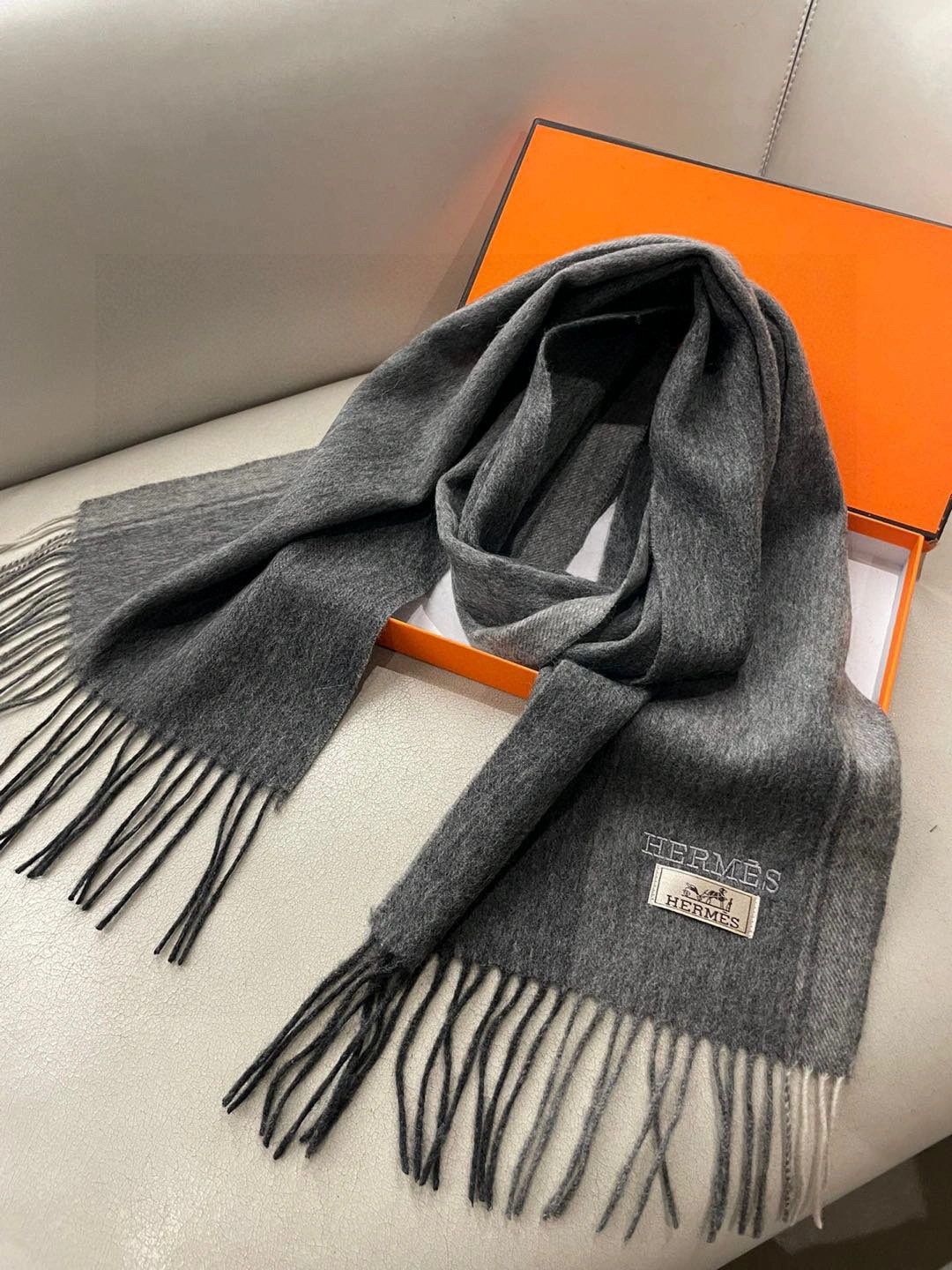 HD-- H5r75s cashmere embroidery 3Colour item:E-S132K2827-3H