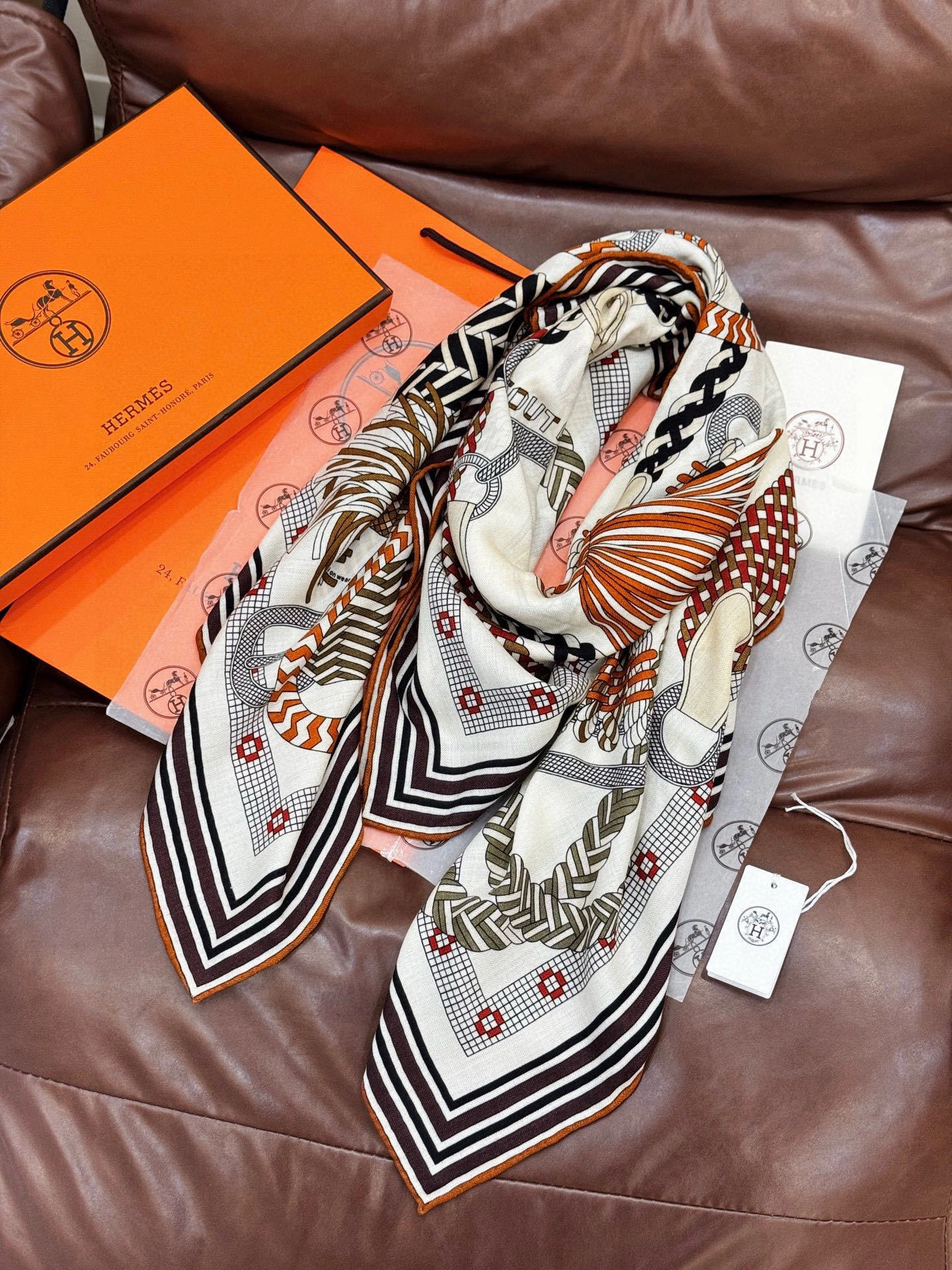 HD-- H5r75s cashmere mulberry silk 2Colour item:E-S132K2847-2H