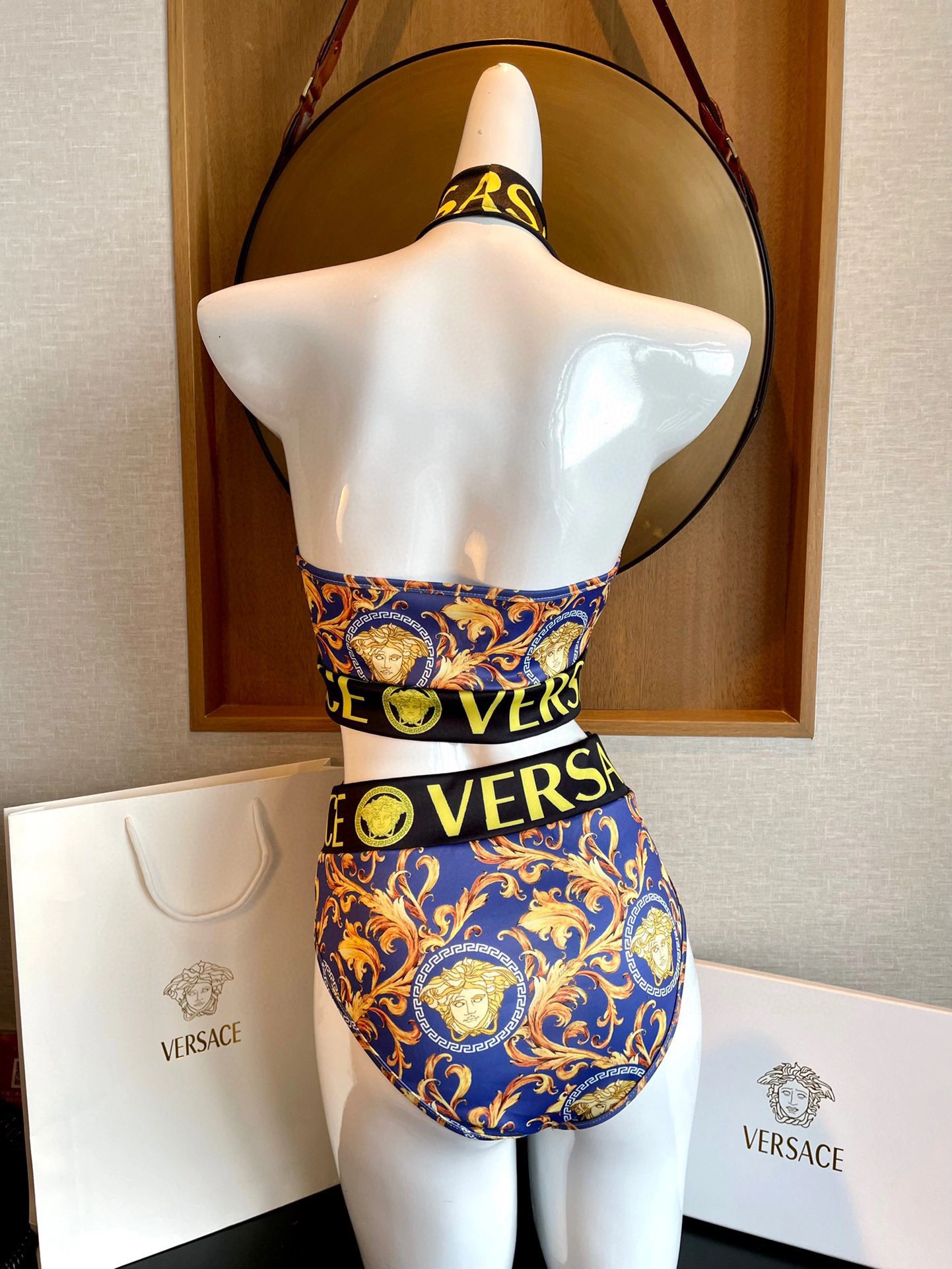 &HD - V5rs135 item:C-S132A1032