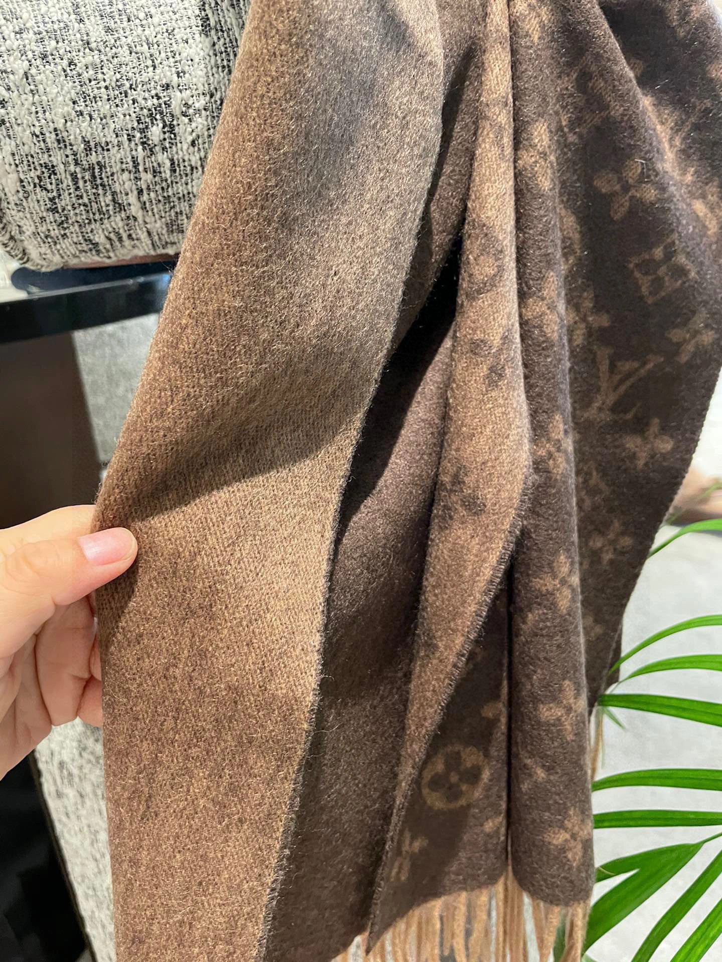 &HD-- cashmere item:C-S132J2179