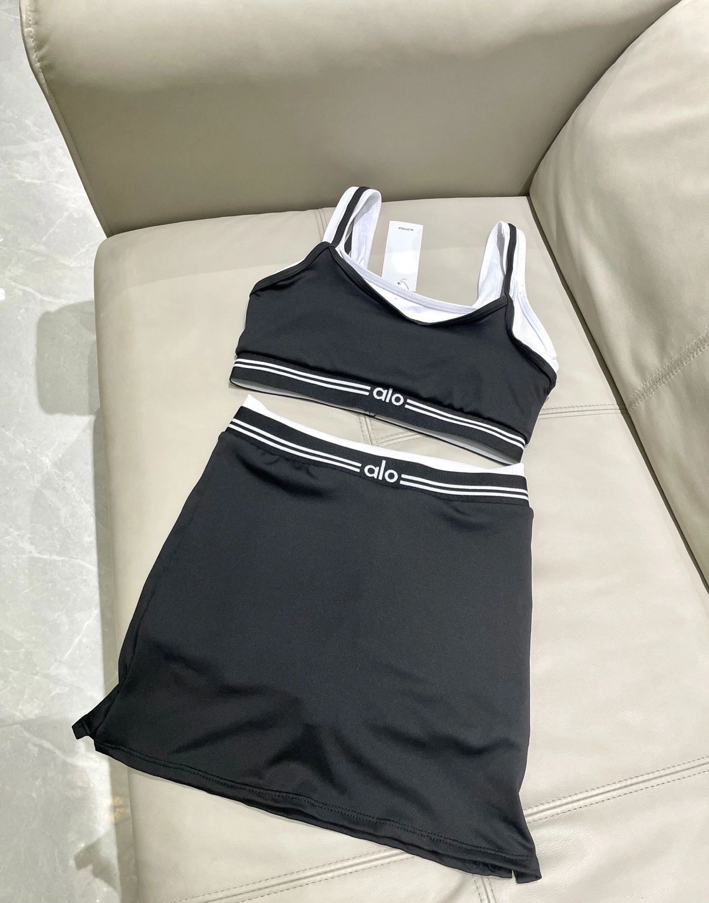 HD--18o 2Colour item:E-S137L0574-2