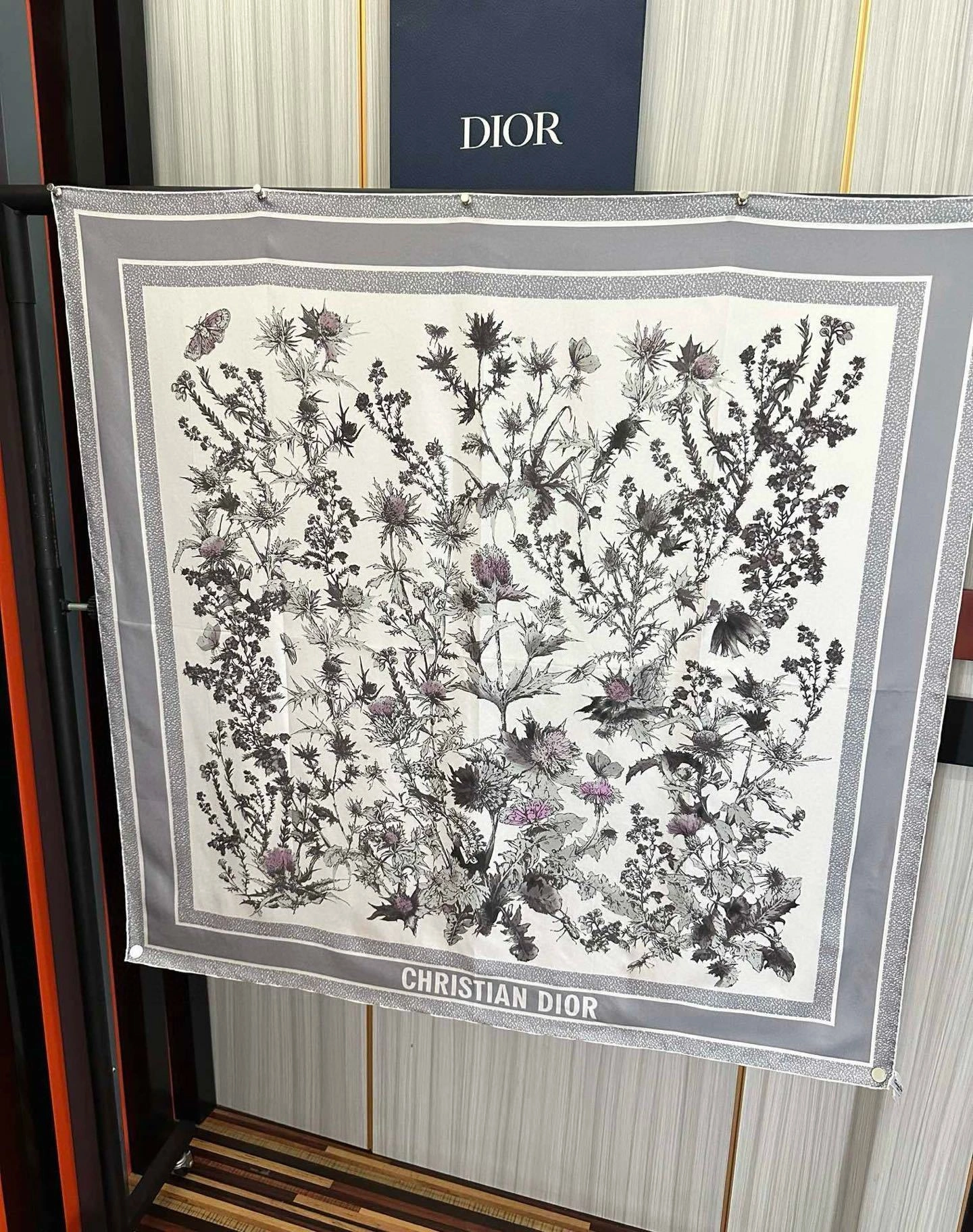 HD--4ior Real silk 2colour item:E-S132I0355-2H