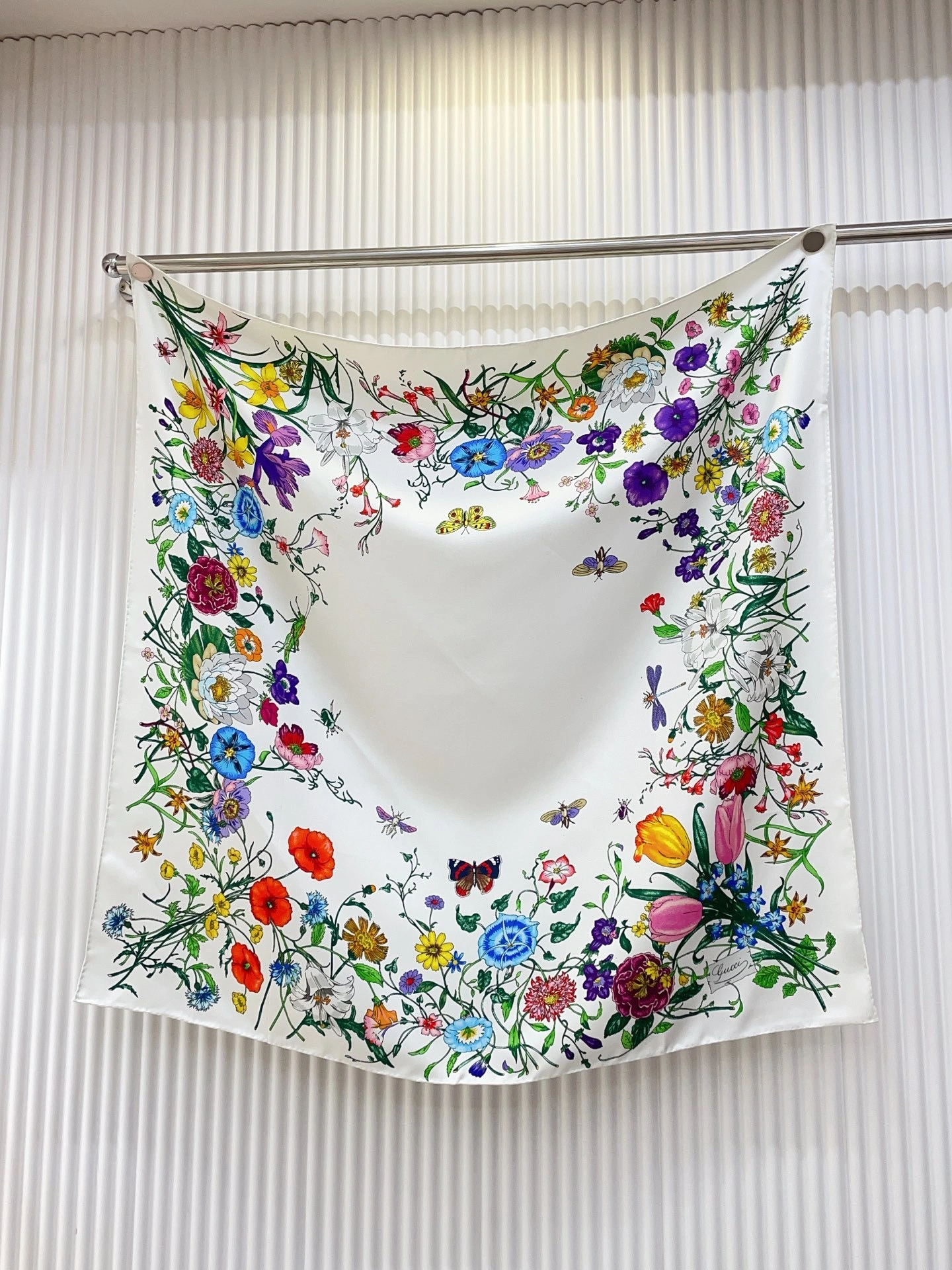 HD--6u33i Real silk 2colour item:E-S132I1511-2H