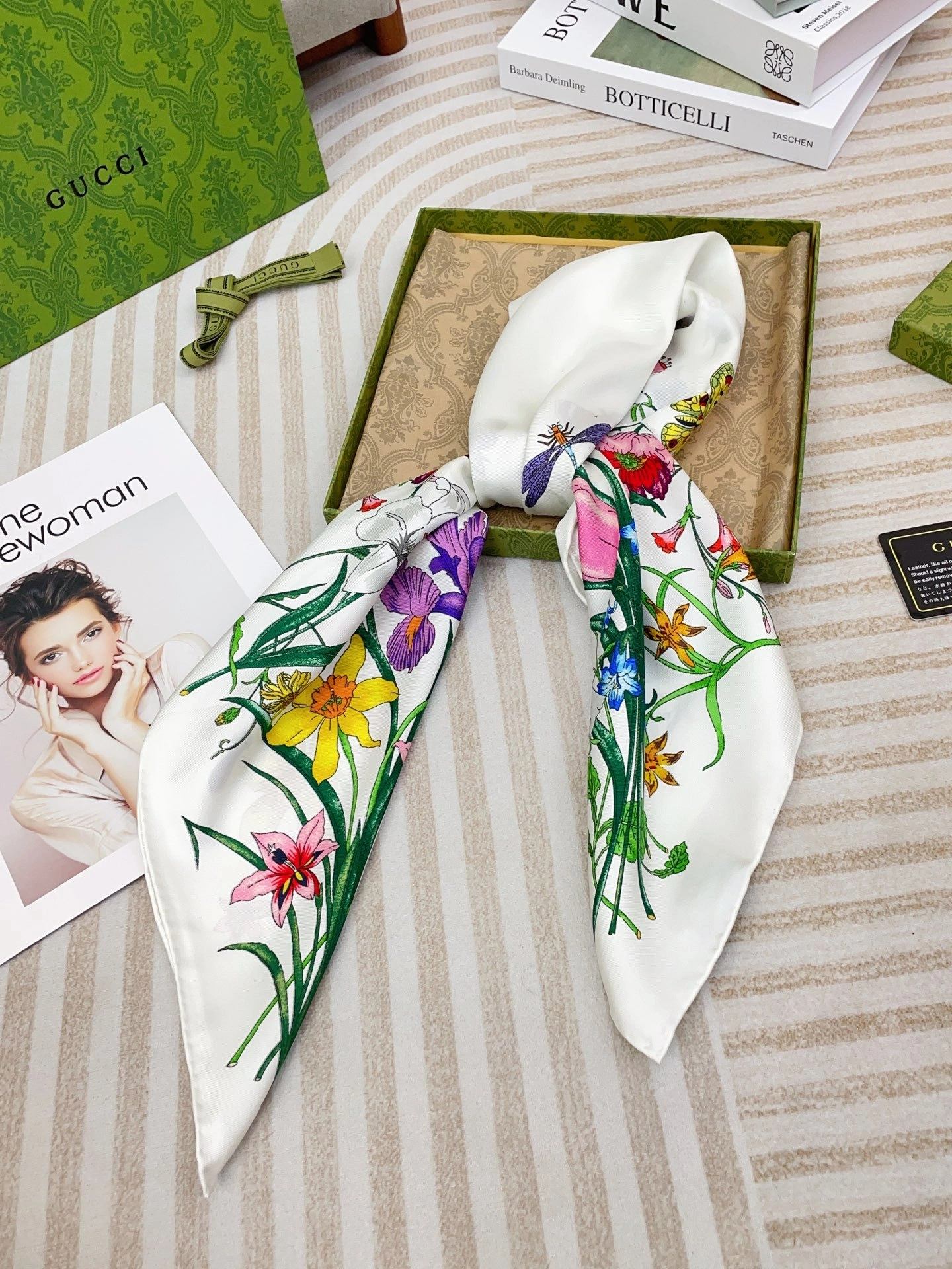 HD--6u33i Real silk 2colour item:E-S132I1511-2H